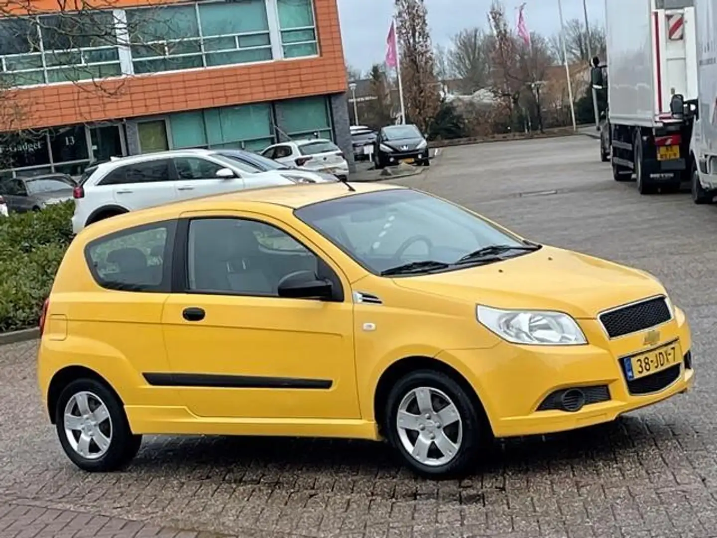 Chevrolet Aveo 1.2 16V L,bj.2009, kleur:geel,APK tot 02/2025 en N Żółty - 2