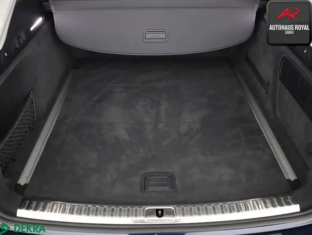 Audi A6 view 12