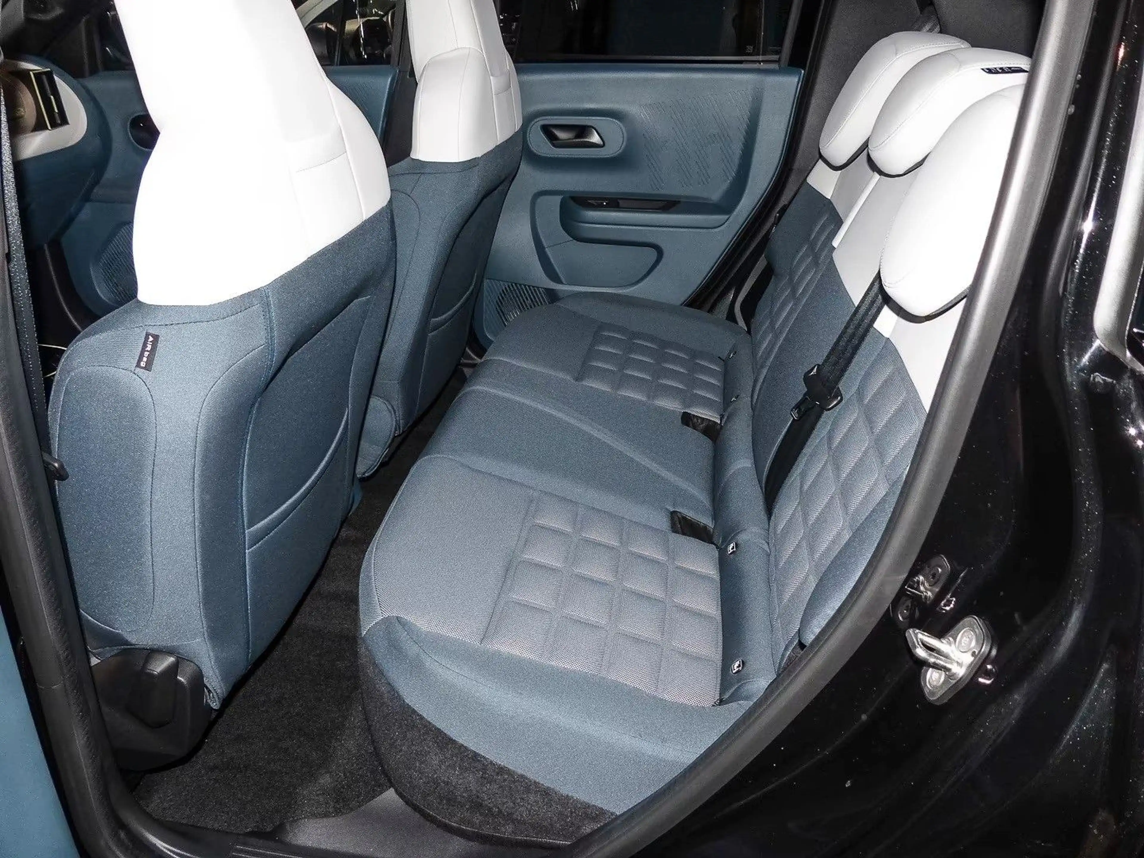 Fiat Grande Panda La Prima,FÖRDERFÄHIG,WP,Navi,Kamera — photo 10
