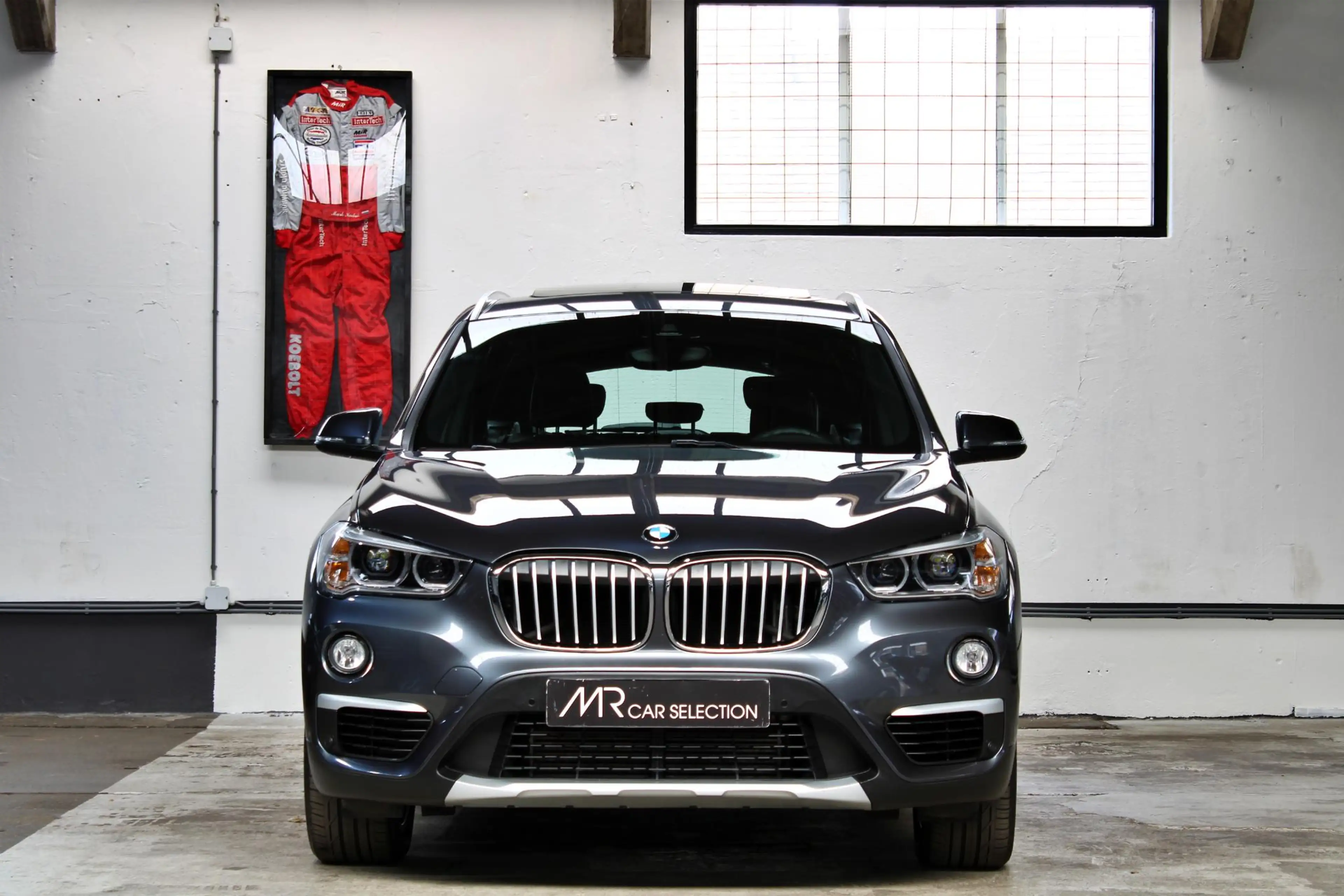 BMW X1 sDrive20i High Executive xLine | Panoramadak | LED — photo 2