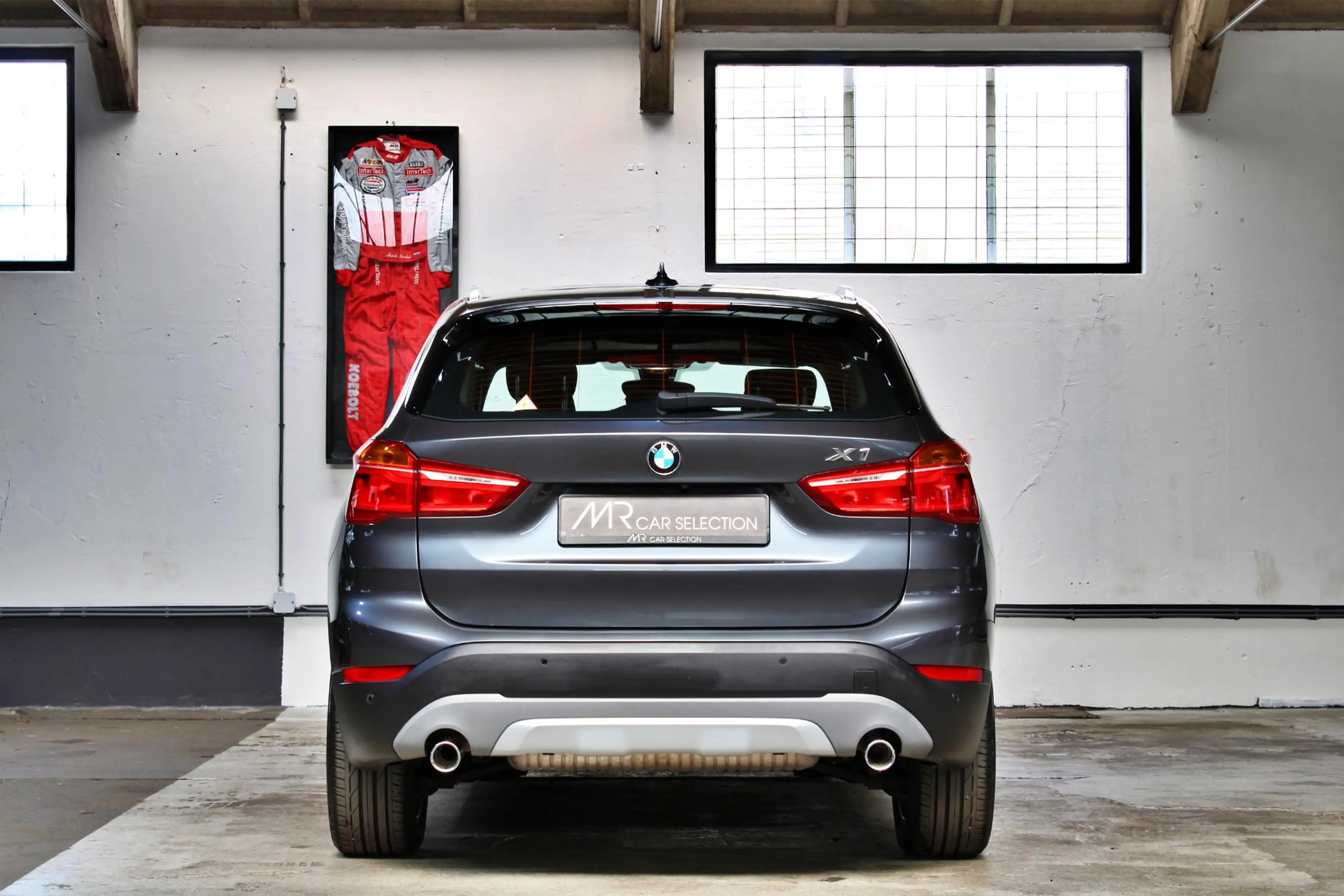 BMW X1 sDrive20i High Executive xLine | Panoramadak | LED — photo 9