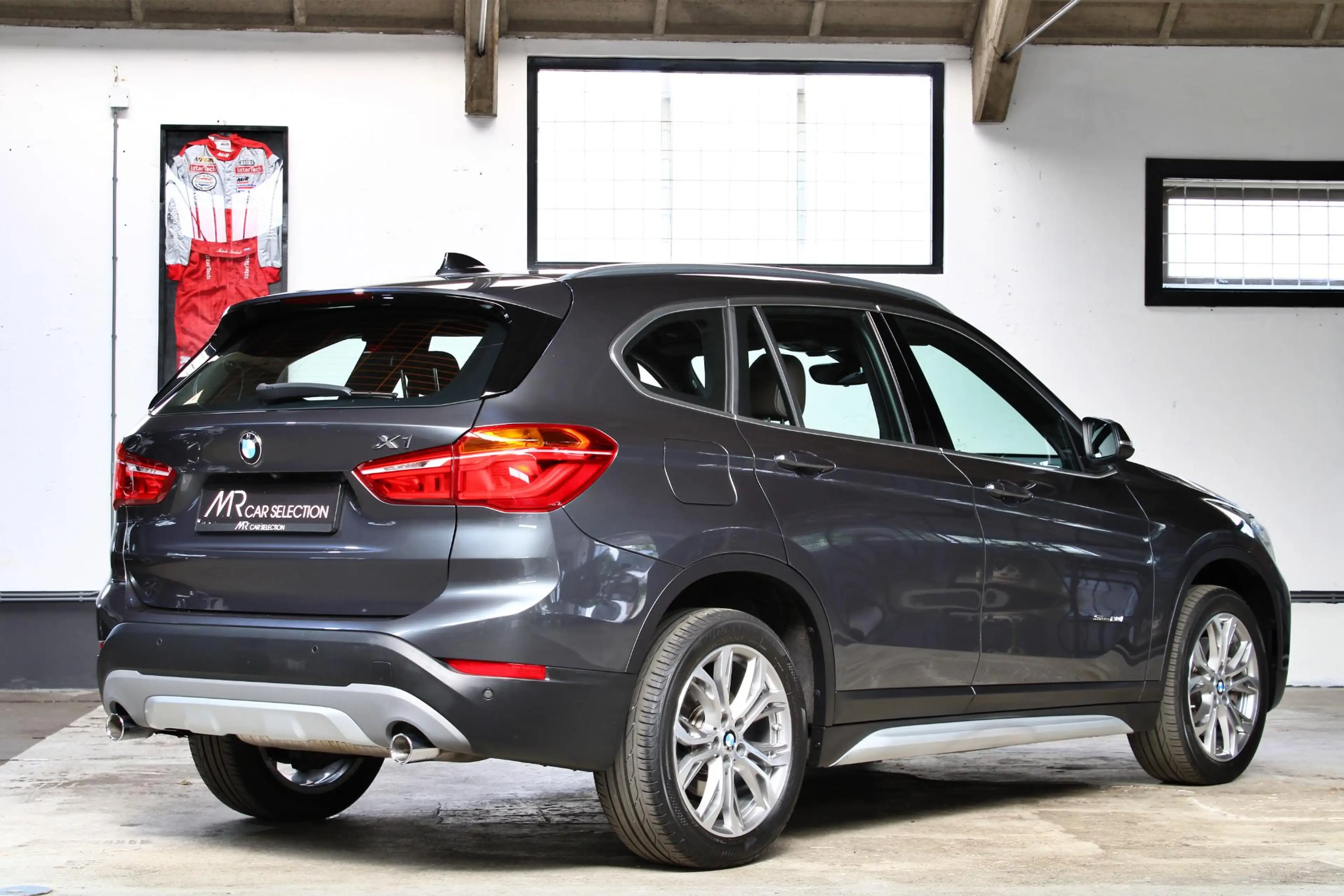 BMW X1 sDrive20i High Executive xLine | Panoramadak | LED — photo 7