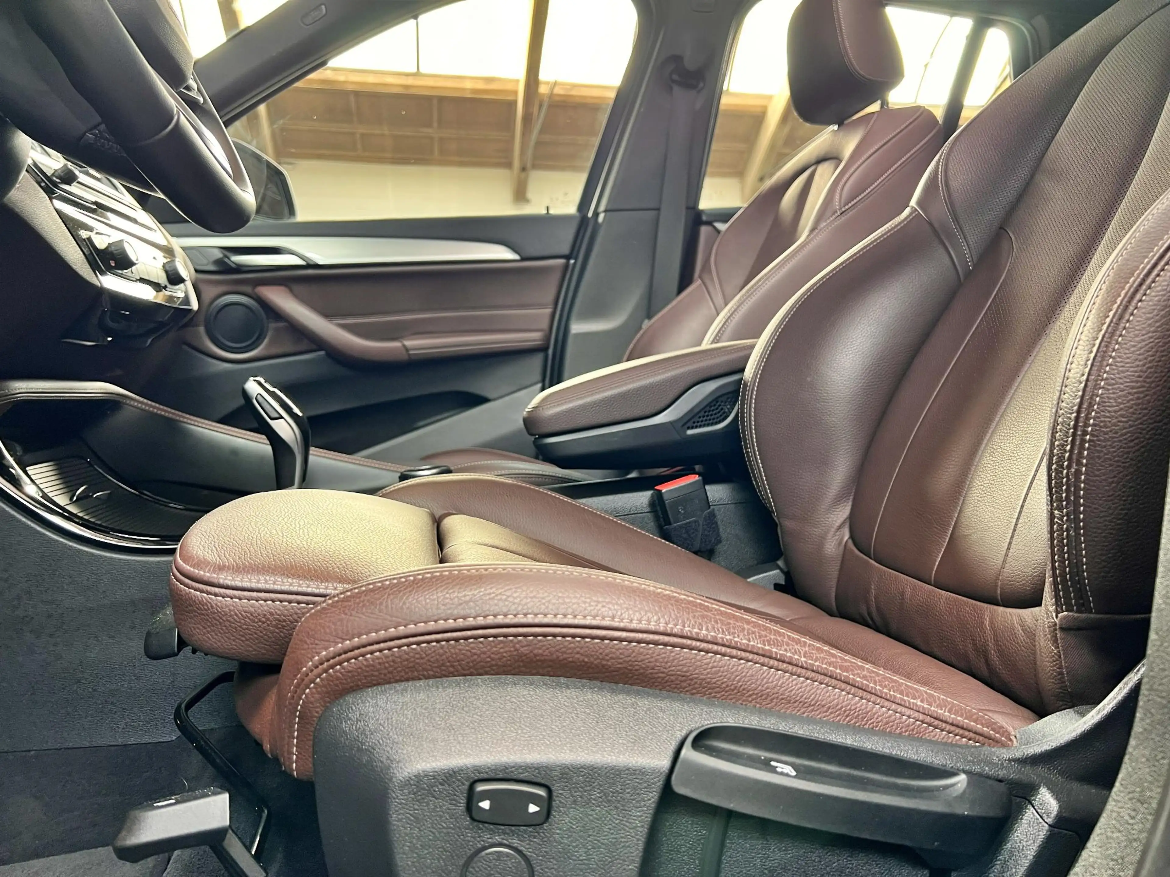 BMW X1 sDrive20i High Executive xLine | Panoramadak | LED — photo 22