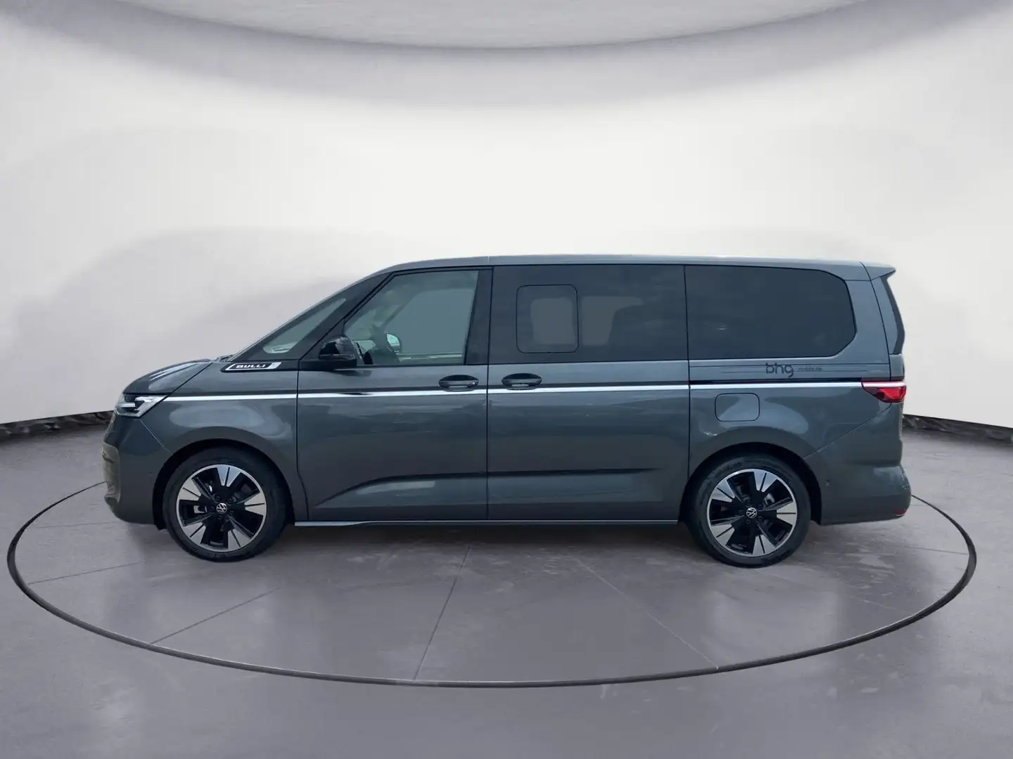 Volkswagen T7 Multivan Style 2,0 l TSI OPF Fron tantrieb 7-Gan Grau - 2