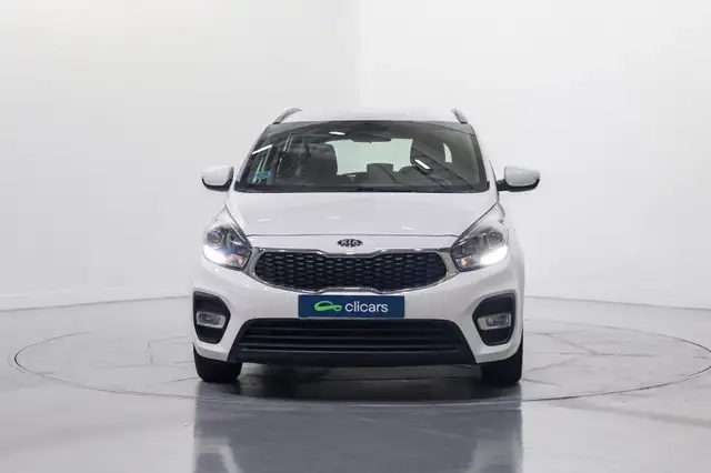 Kia Carens 1.6 GDi Concept 135