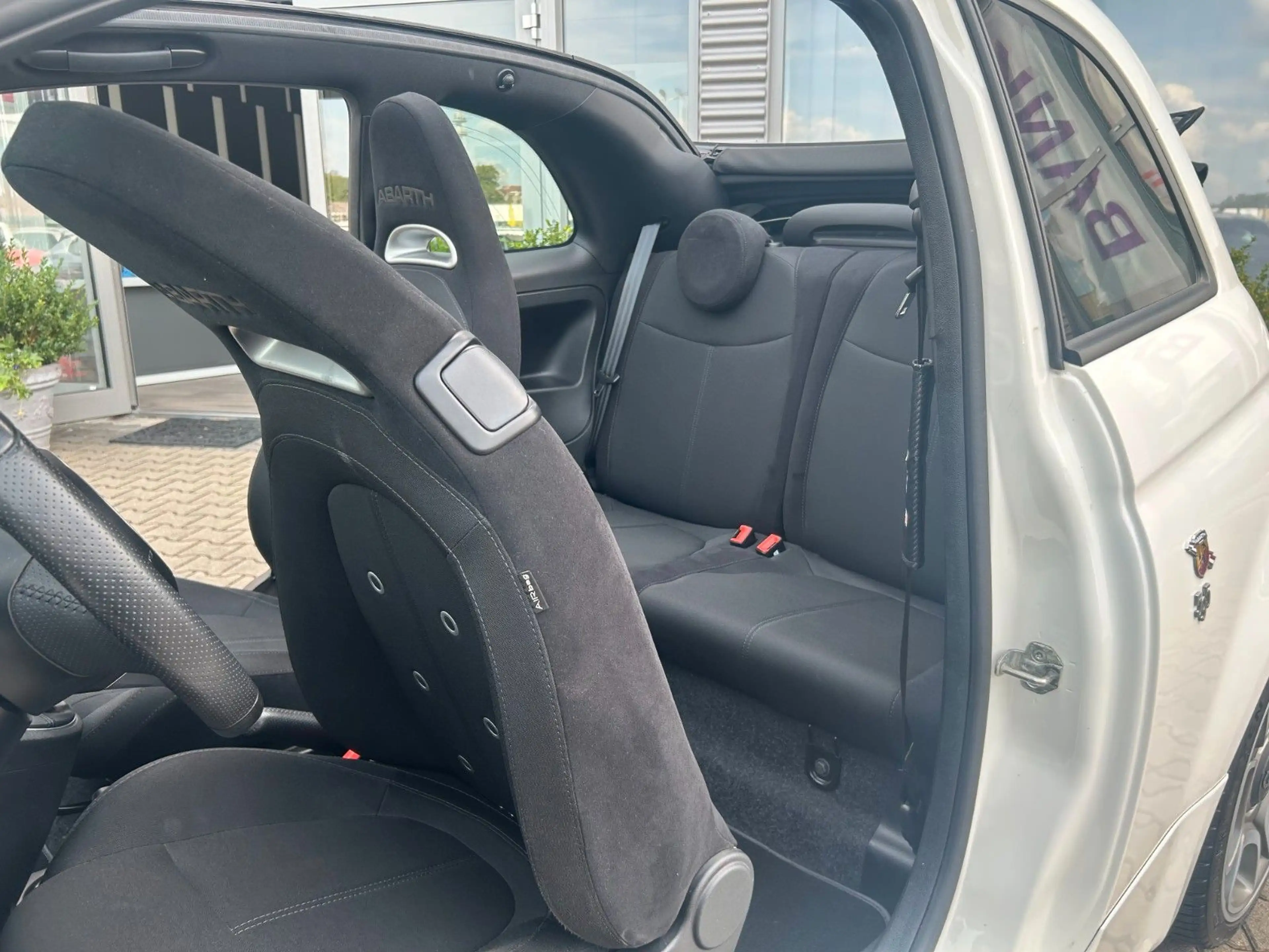 Abarth 500 Cabrio 595 — photo 15