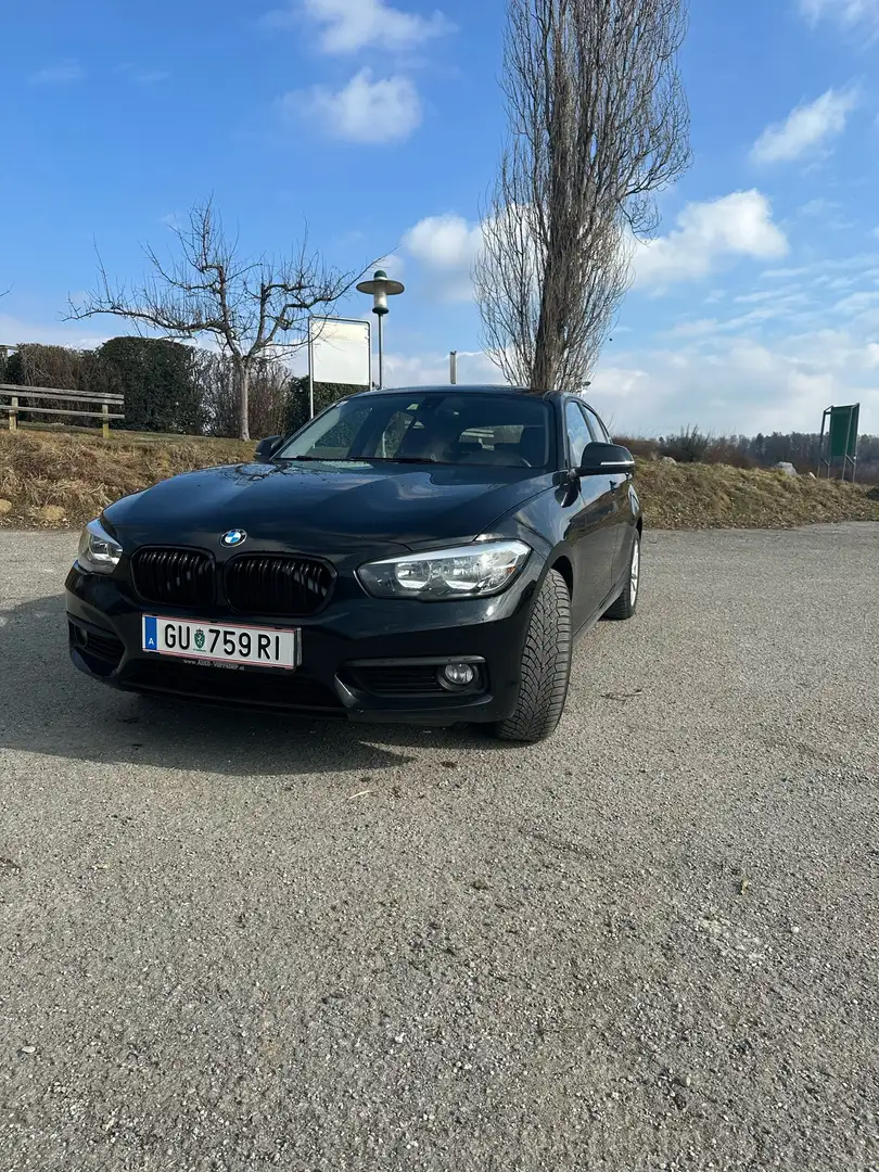 BMW 118 118i Advantage Schwarz - 1