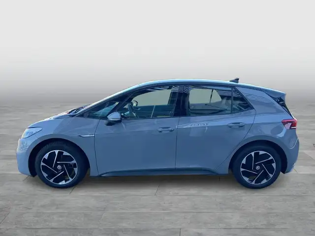 Volkswagen Id.3 view 2