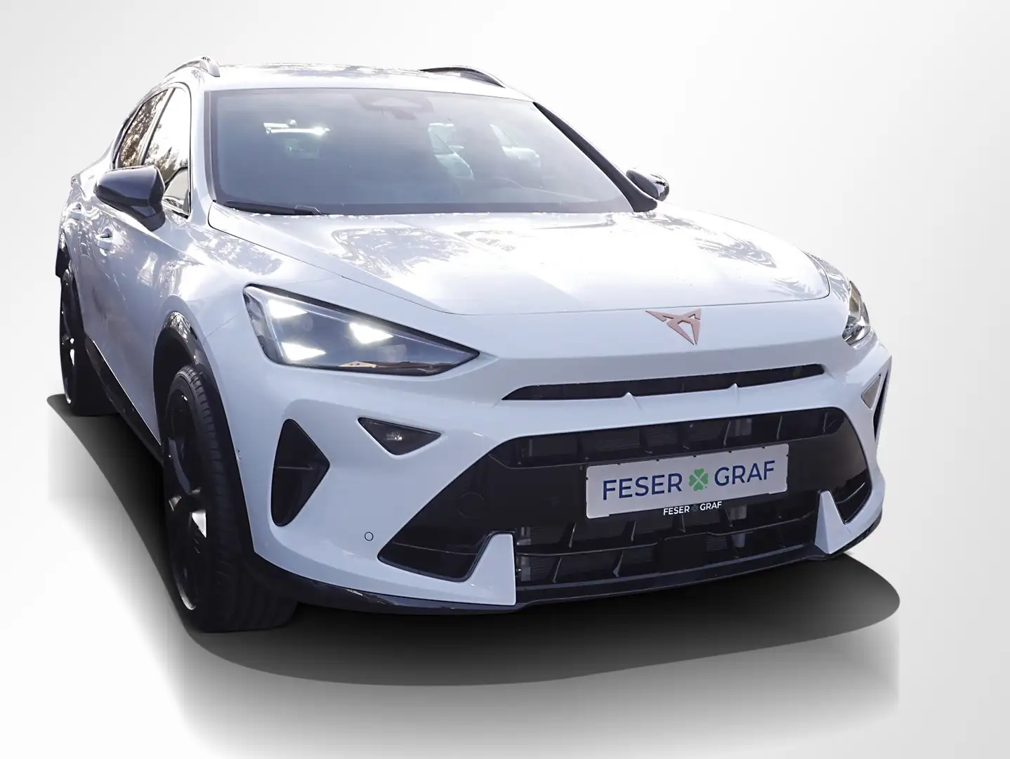 CUPRA Formentor VZ 2.0 TSI Black Edition 4D DSG AHK Weiß - 2