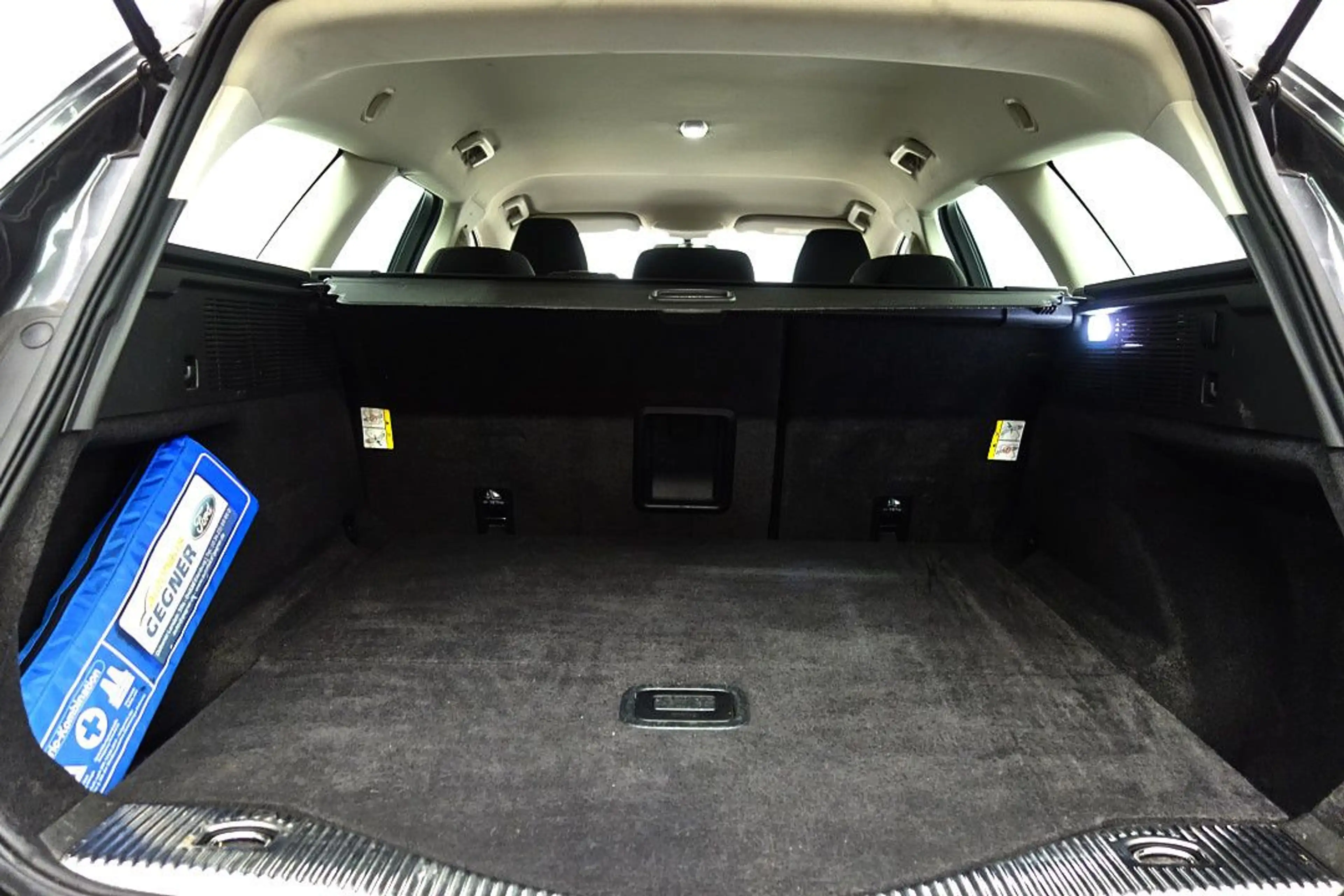 Ford Mondeo Turnier Aut. BUSINESS LED+NAVI+KEYLESS — photo 11