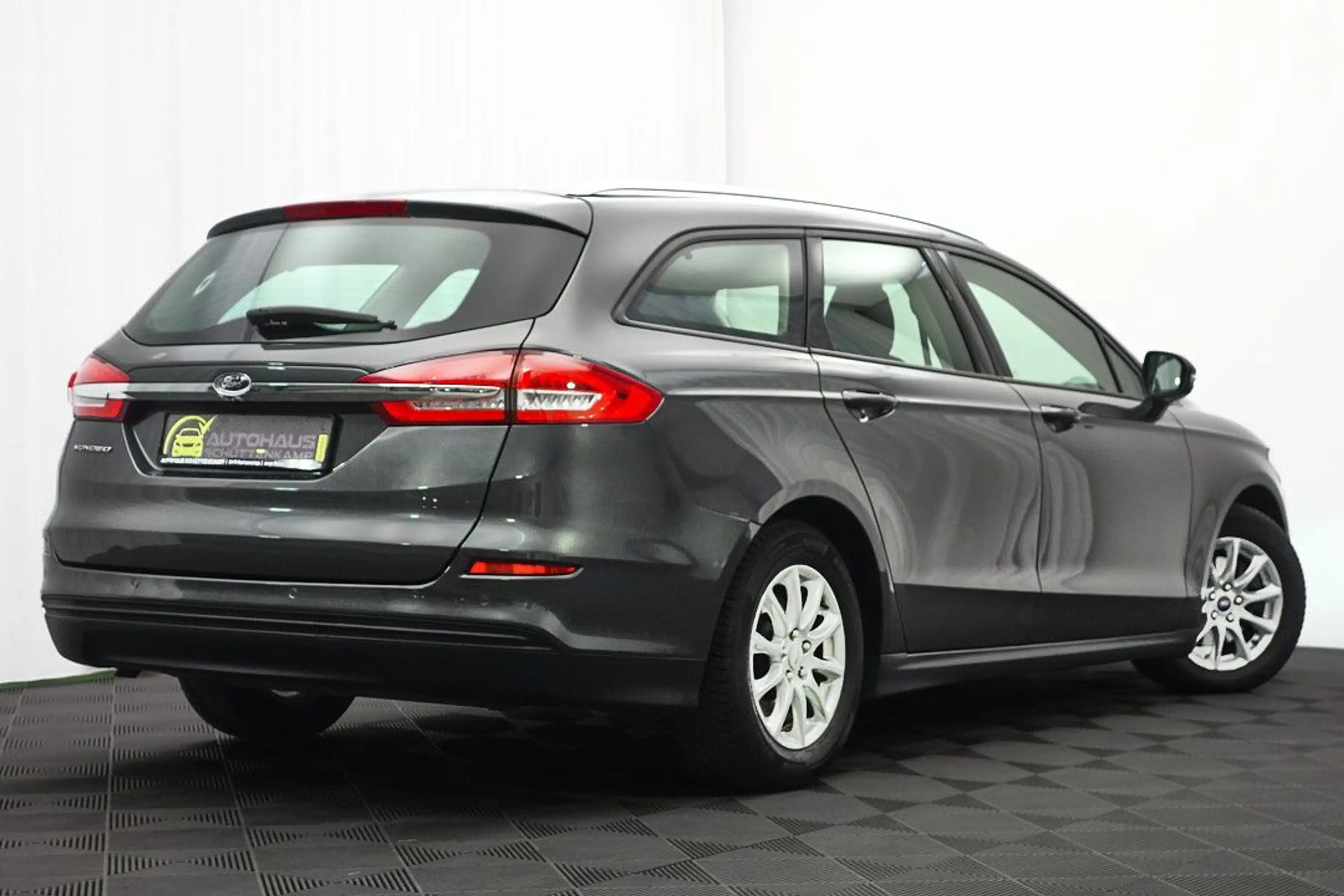 Ford Mondeo Turnier Aut. BUSINESS LED+NAVI+KEYLESS — photo 6