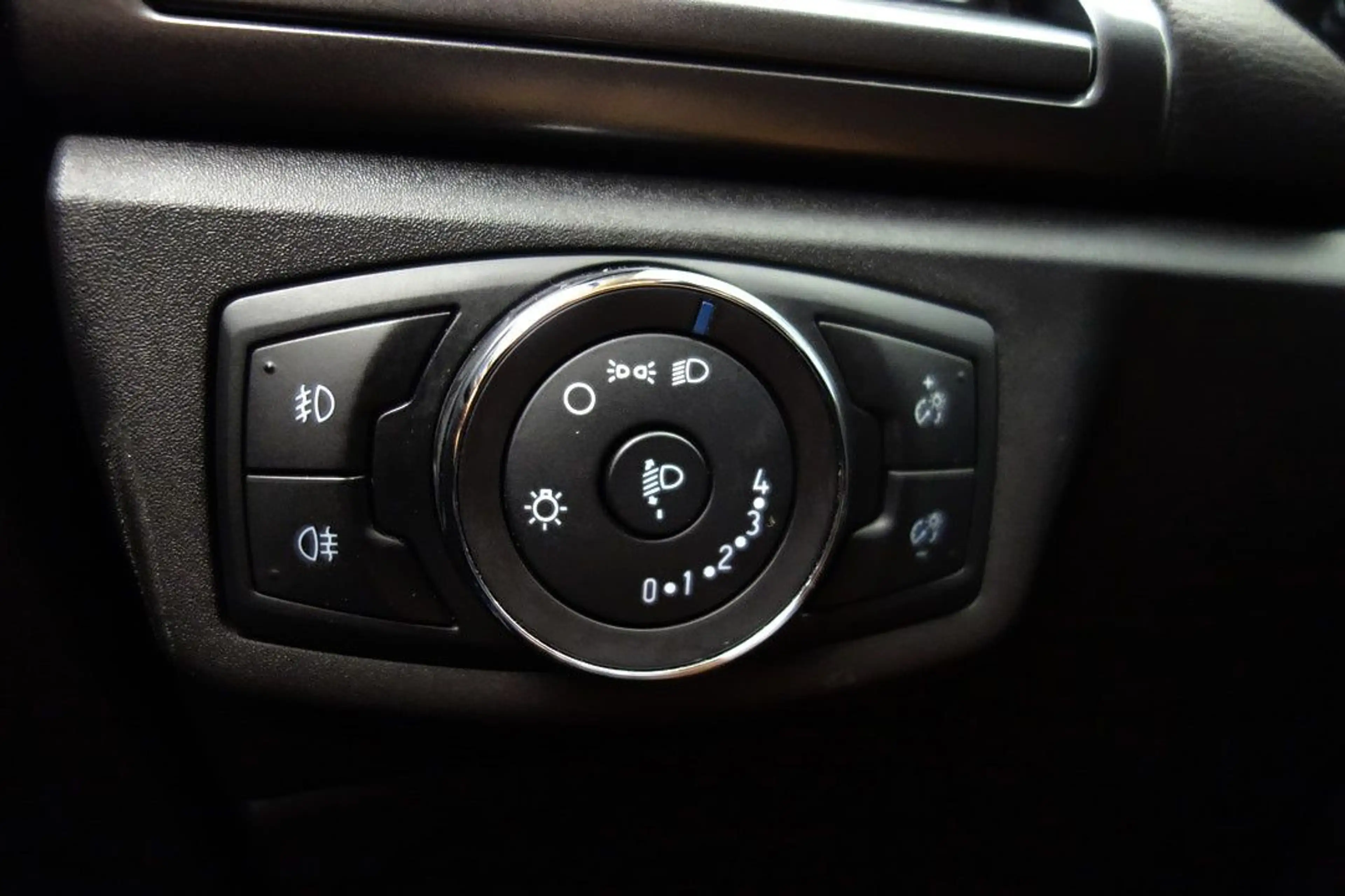 Ford Mondeo Turnier Aut. BUSINESS LED+NAVI+KEYLESS — photo 16