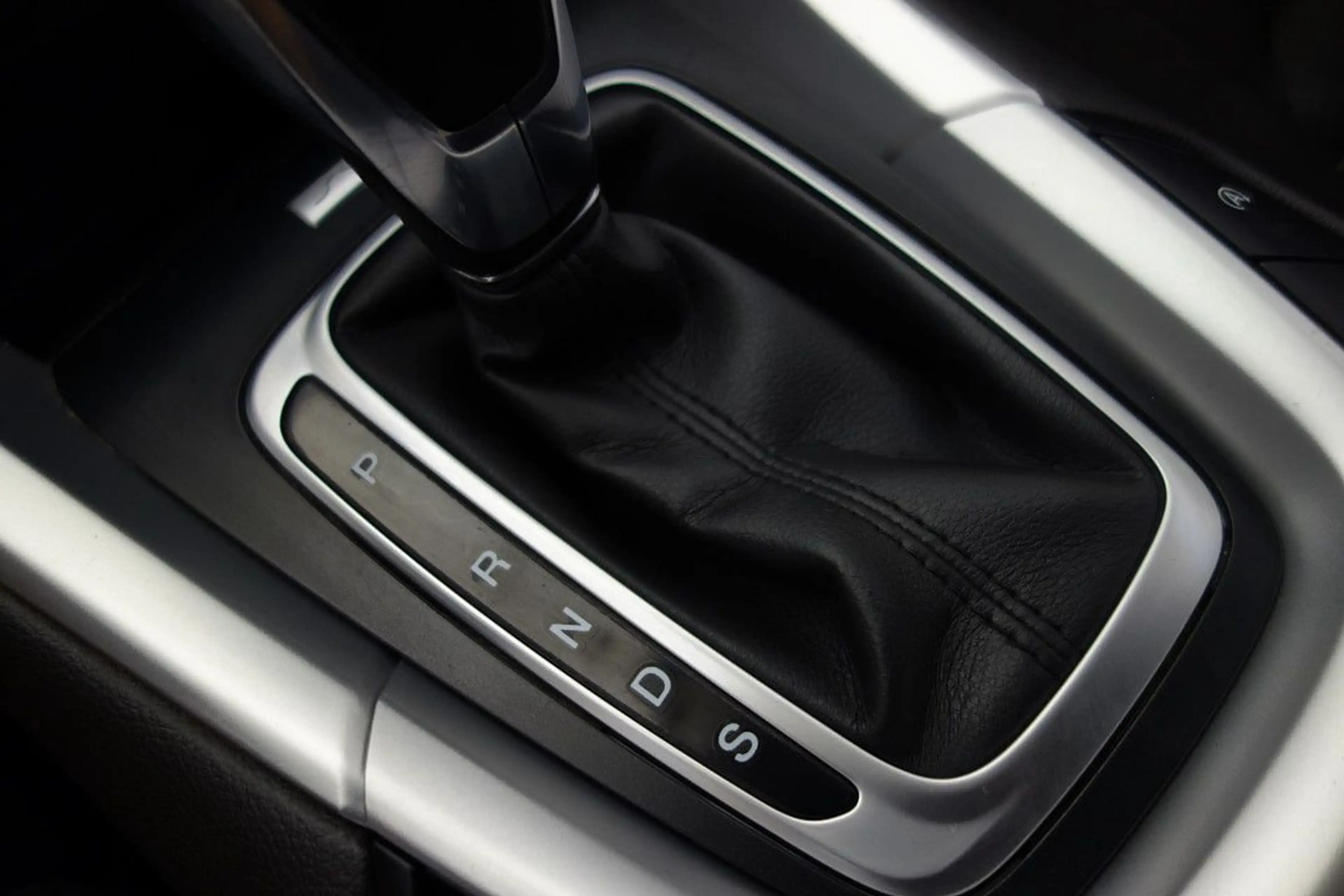 Ford Mondeo Turnier Aut. BUSINESS LED+NAVI+KEYLESS — photo 24