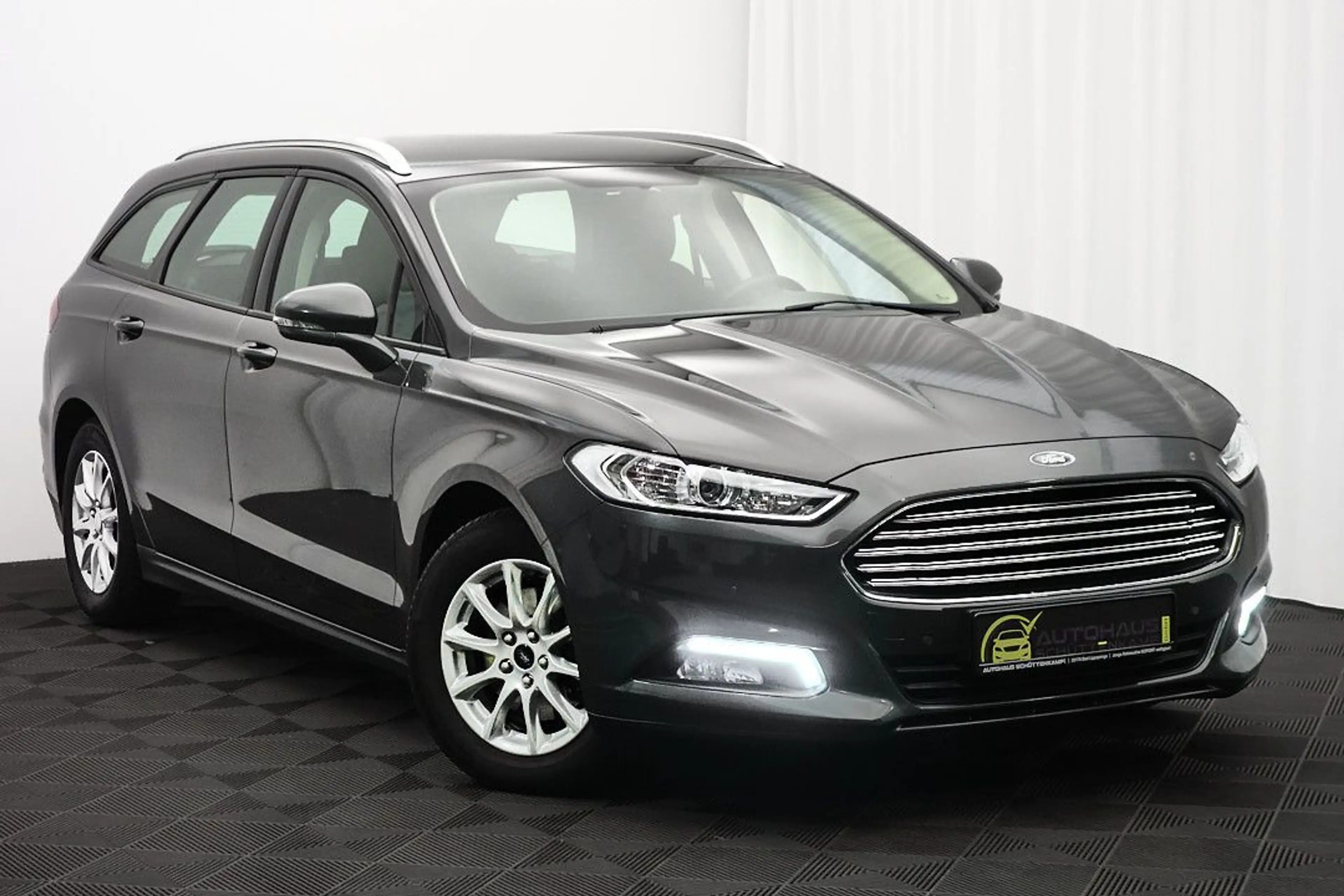Ford Mondeo Turnier Aut. BUSINESS LED+NAVI+KEYLESS