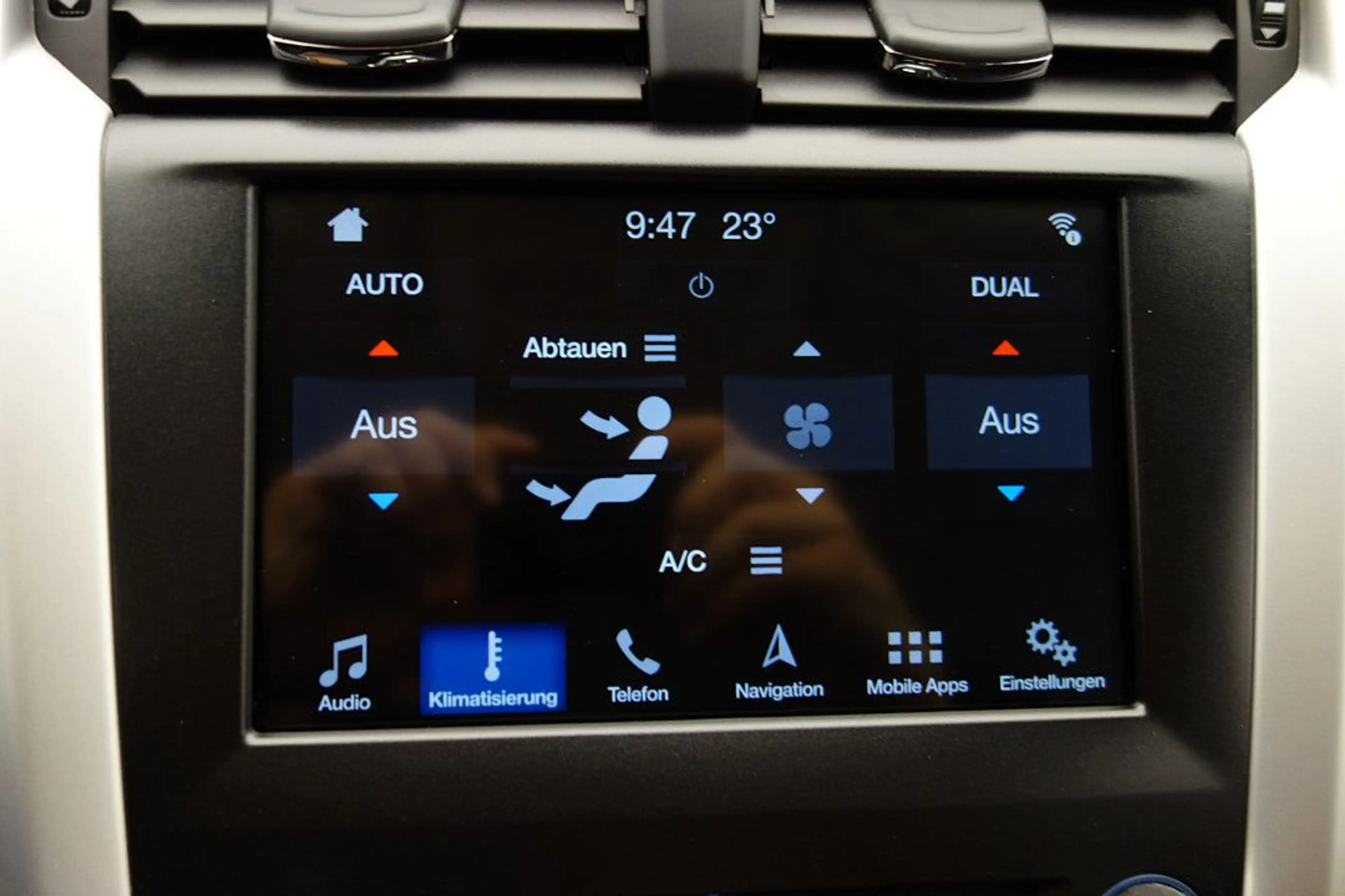 Ford Mondeo Turnier Aut. BUSINESS LED+NAVI+KEYLESS — photo 30
