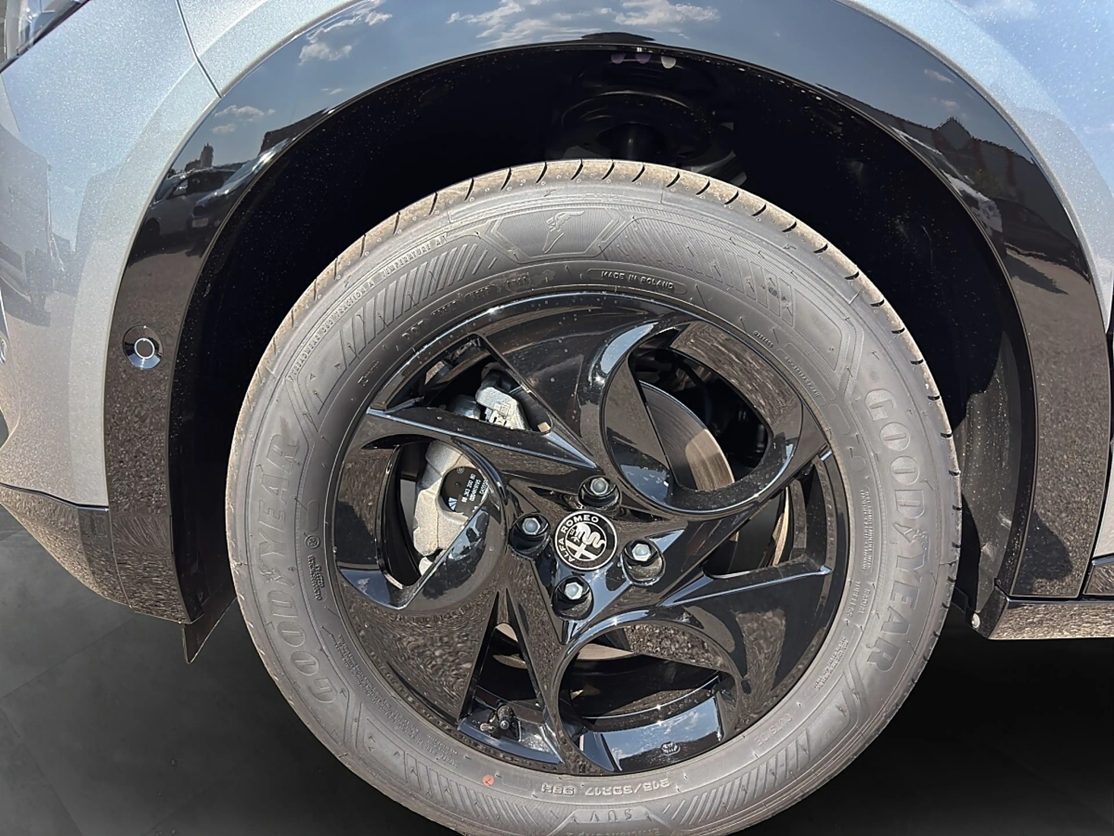 Alfa Romeo Junior Ibrida Sprint 1.2 MHEV e-DCT6 — photo 12