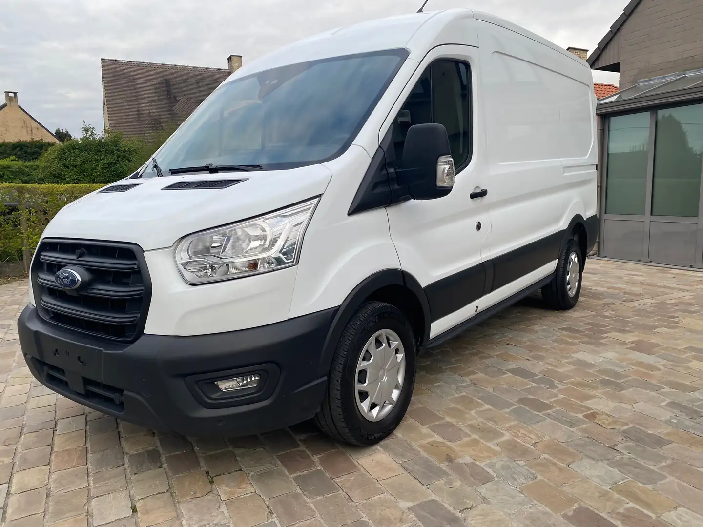 Ford Transit 22150 excl  L2H2 Lkw VA Autm. Trend Weiß - 2