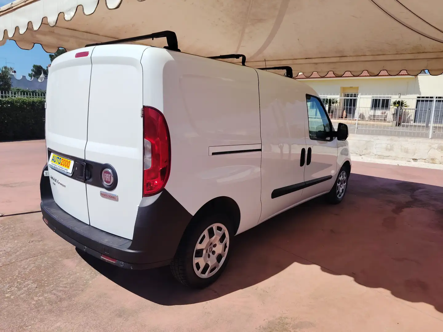Fiat Doblo 1.6 MJT 105CV Cargo Lamierato SX 3 Post iva compr Bianco - 2
