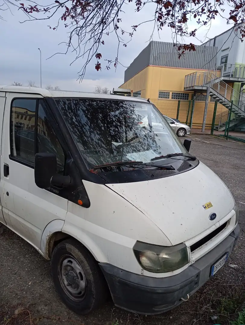 Ford Transit - 1