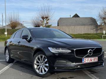 D4 Geartronic Momentum