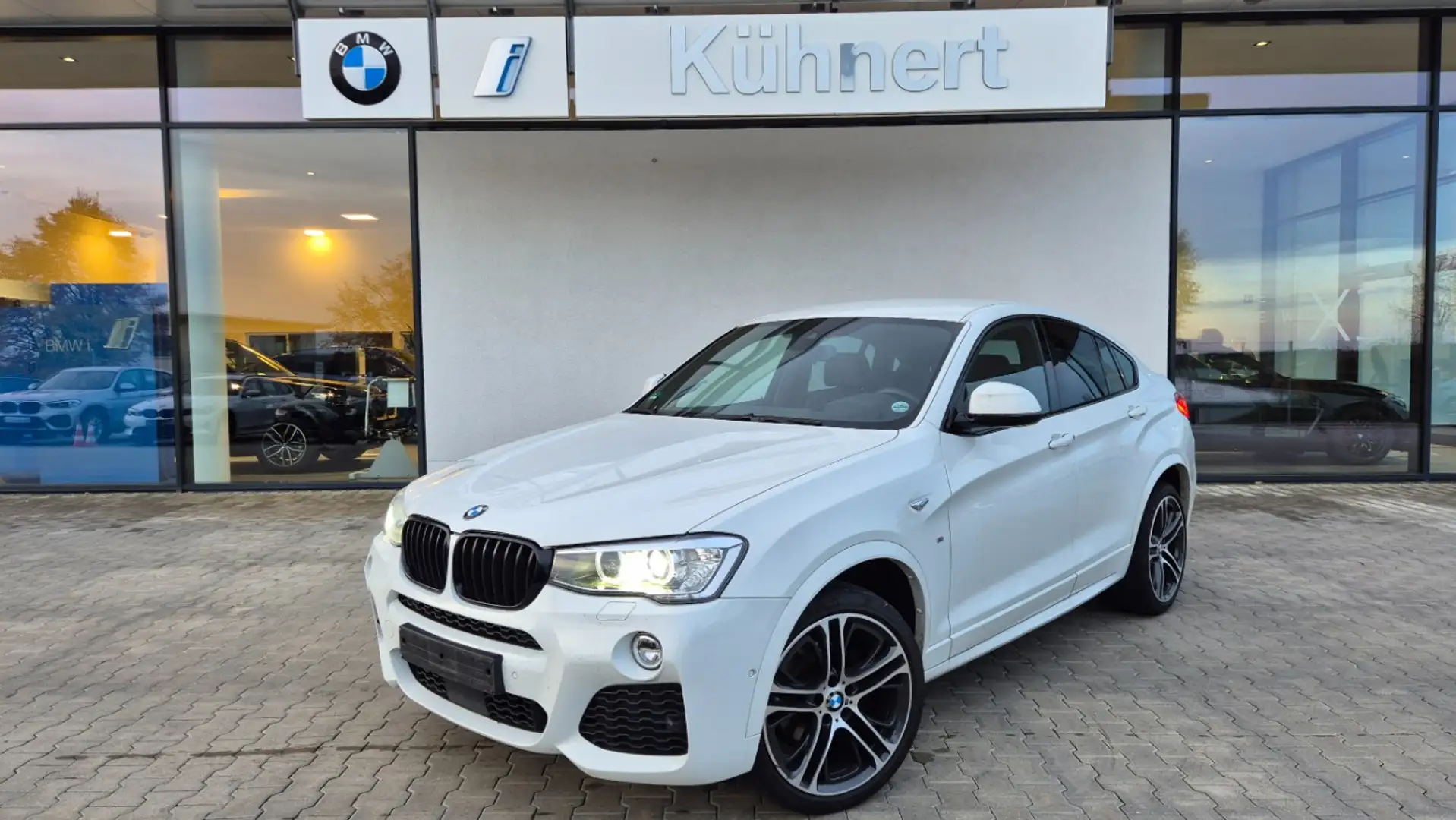 BMW X4 xDrive35d Aut. M-Sport NaviProf. HiFi H-K HUD Weiß - 1