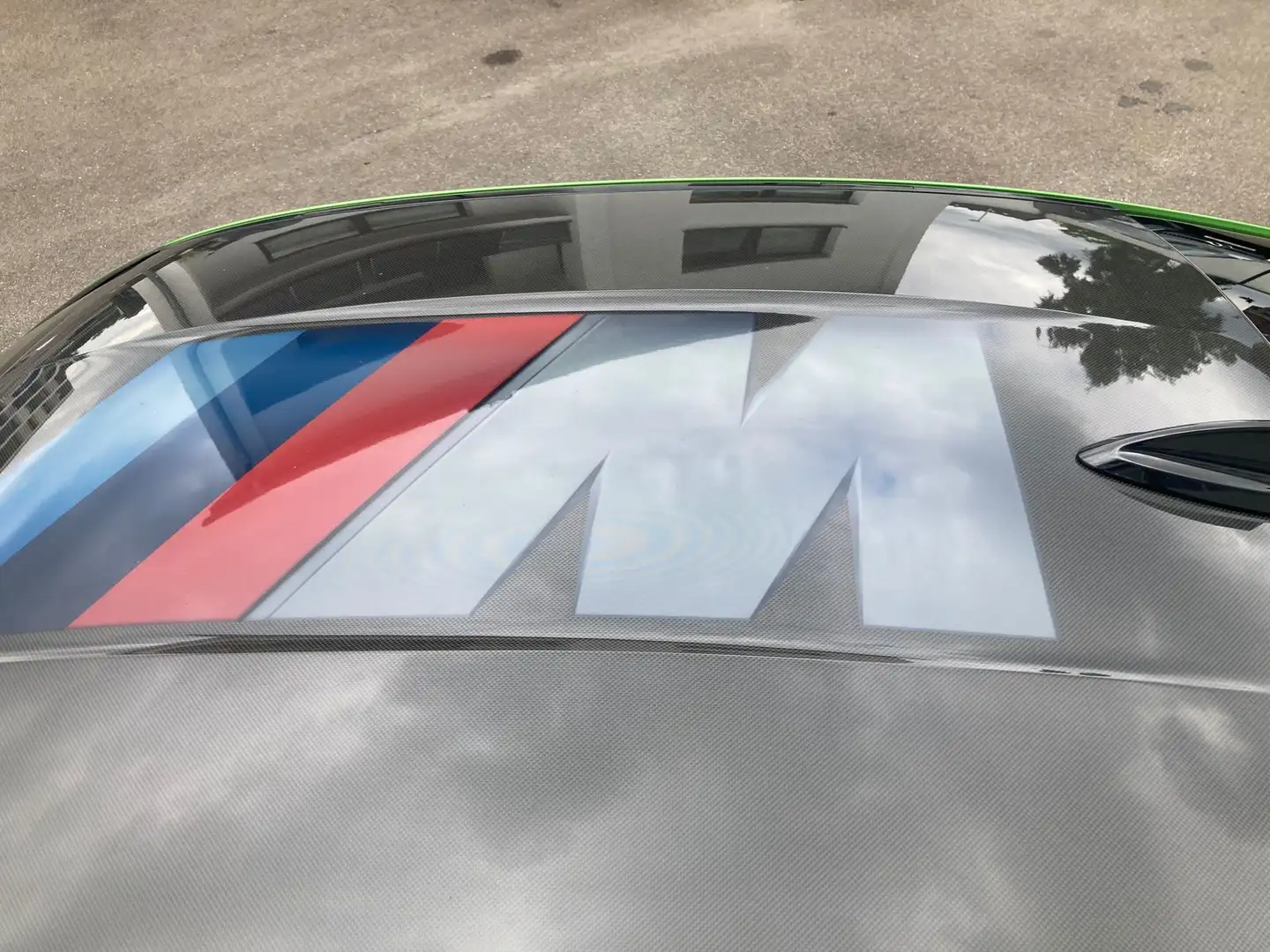 BMW M4 Coupe DKG Competition BORN IN M-TOWN Groen - 1