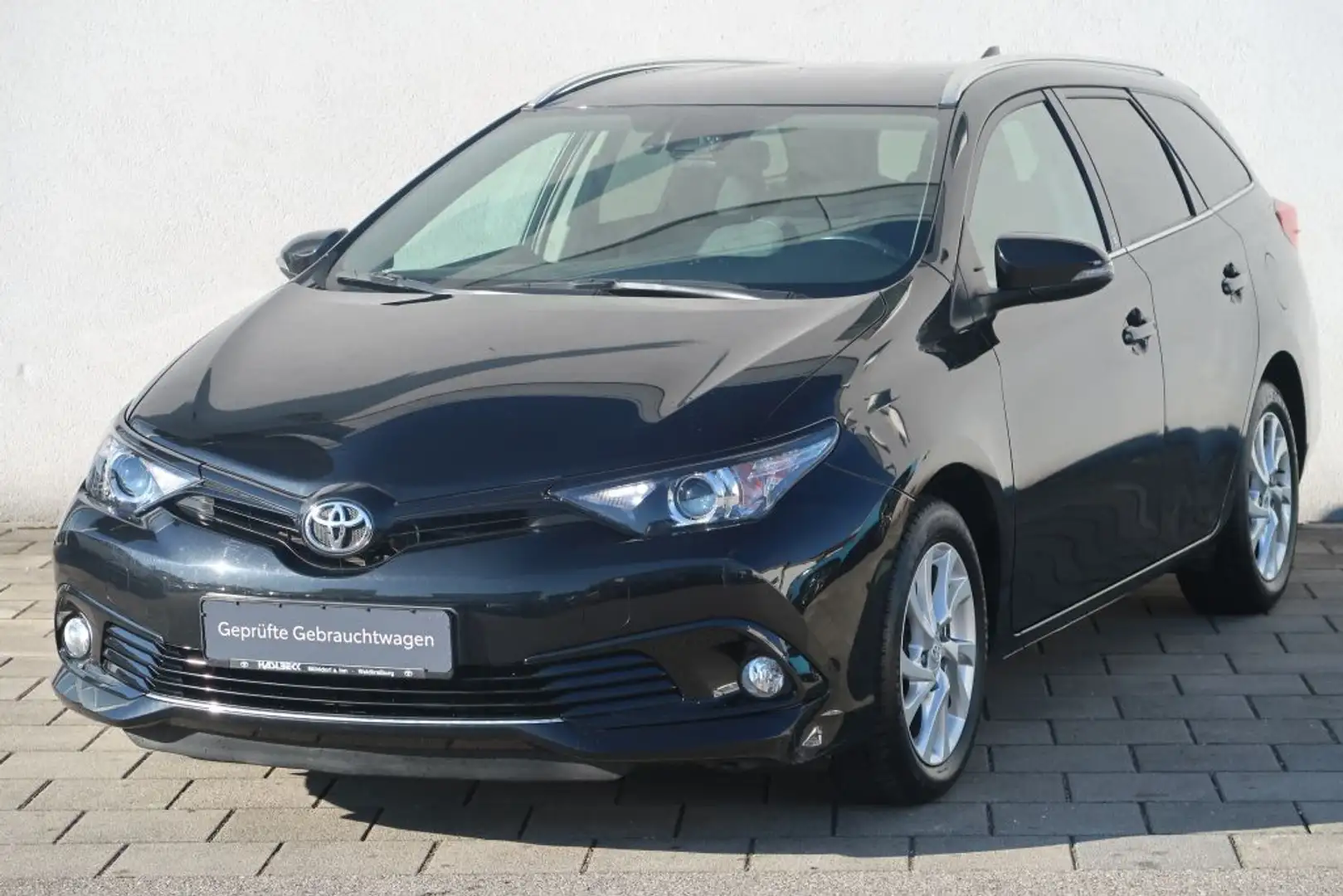Toyota Auris 1.2 Turbo Touring Sports Team Deutschland Schwarz - 2