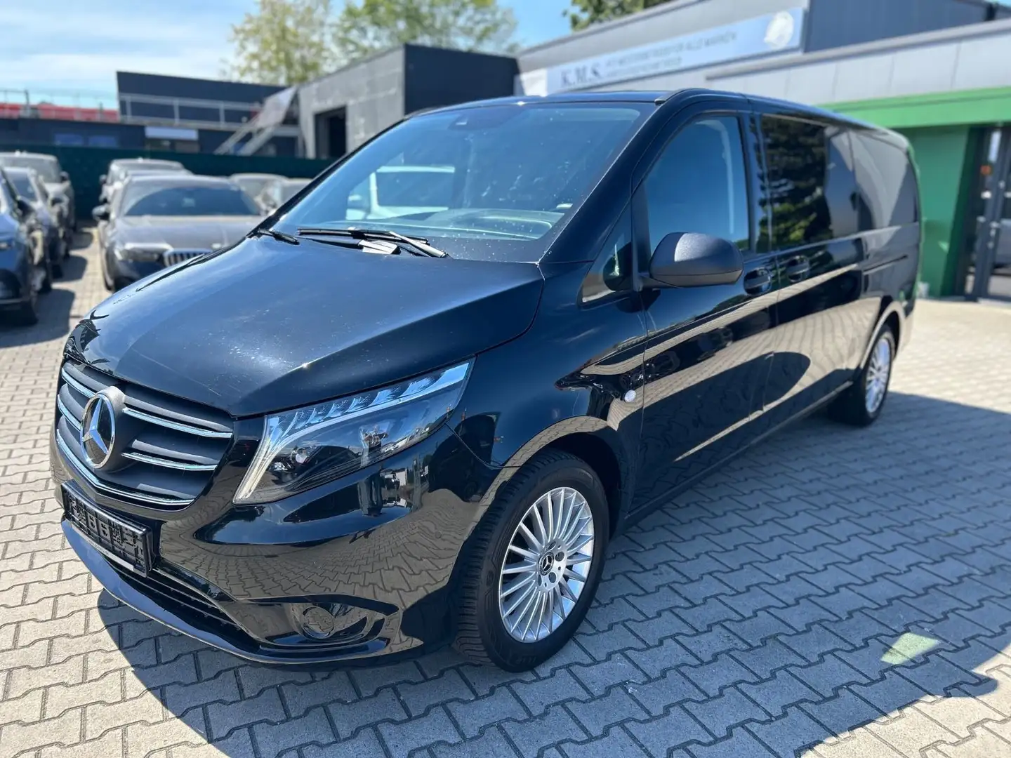Mercedes-Benz Vito Tourer 119 CDI Extralang -9Sitz-2xElTür-RFK Negro - 1