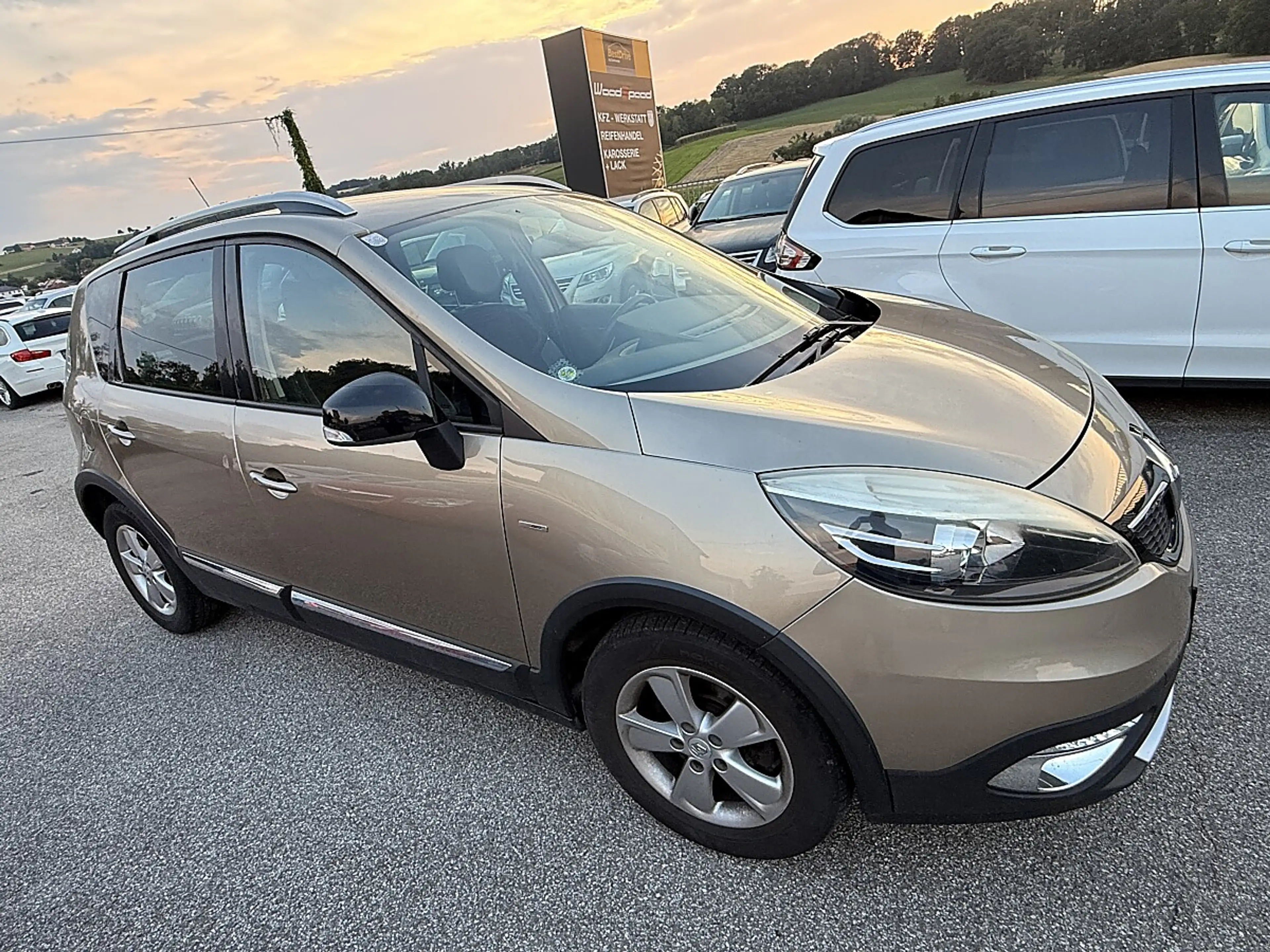 Renault Scenic Scénic XMOD Energy dCi 110 Bose Edition — photo 9