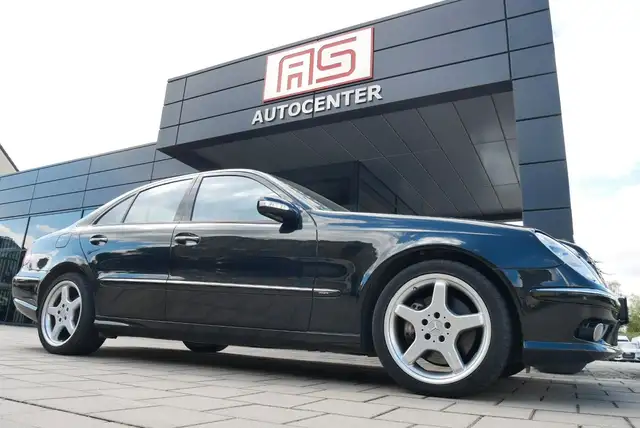 Mercedes-Benz E 500 Lim. V8 AMG-Paket designo 2. Hand Rentner