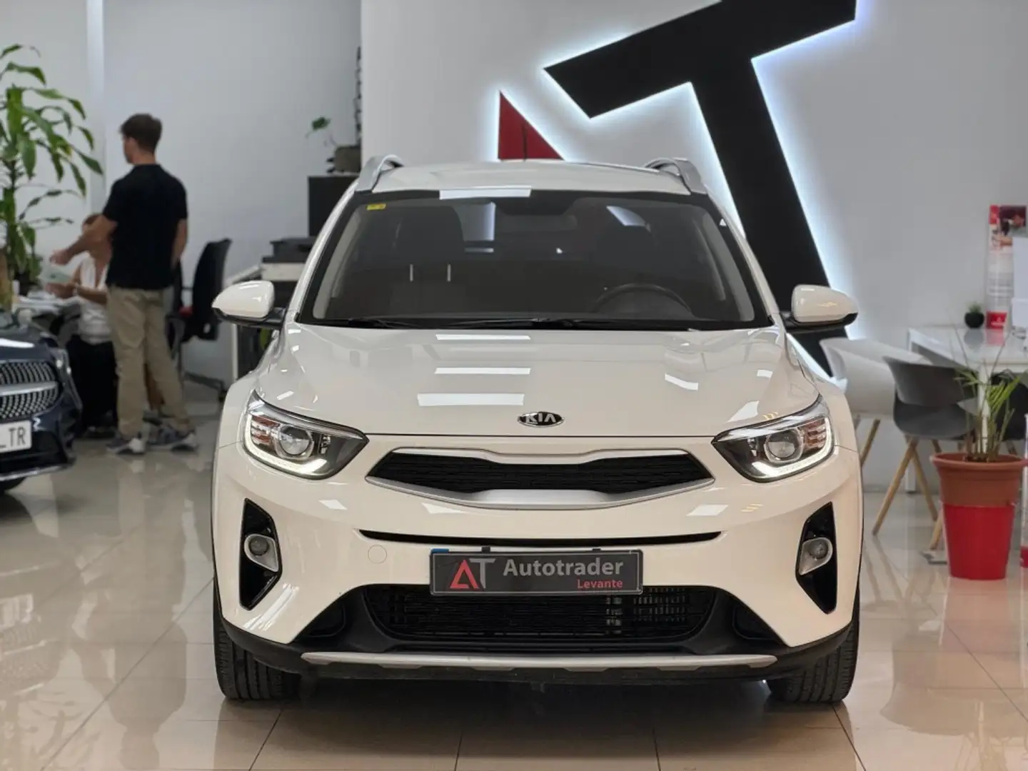 Kia Stonic 1.0 T-GDi MHEV Concept 100 Blanco - 2