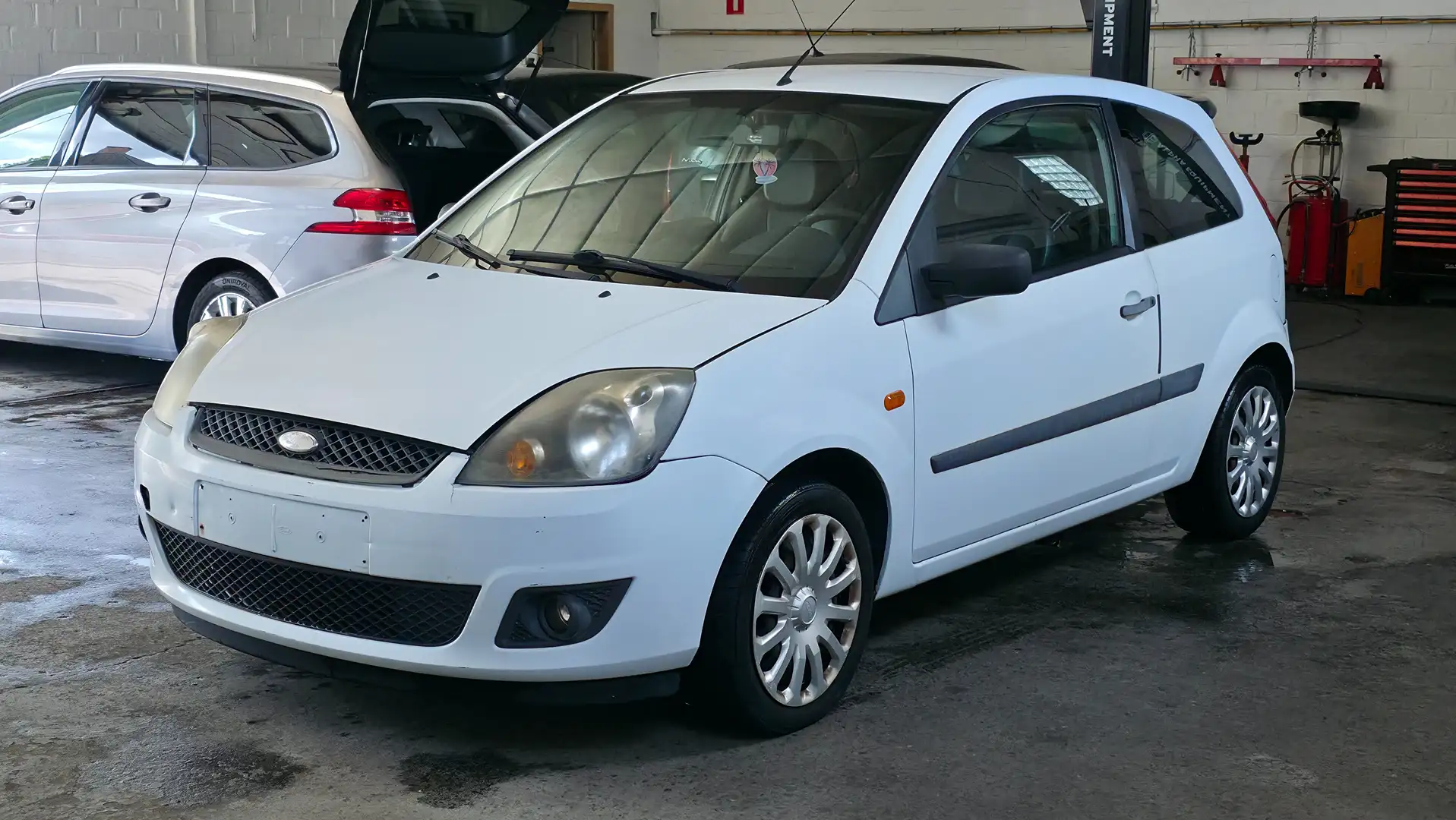 Ford Fiesta Fiesta 1.4 Turbo TDCi Start / Cuir / Wit - 1