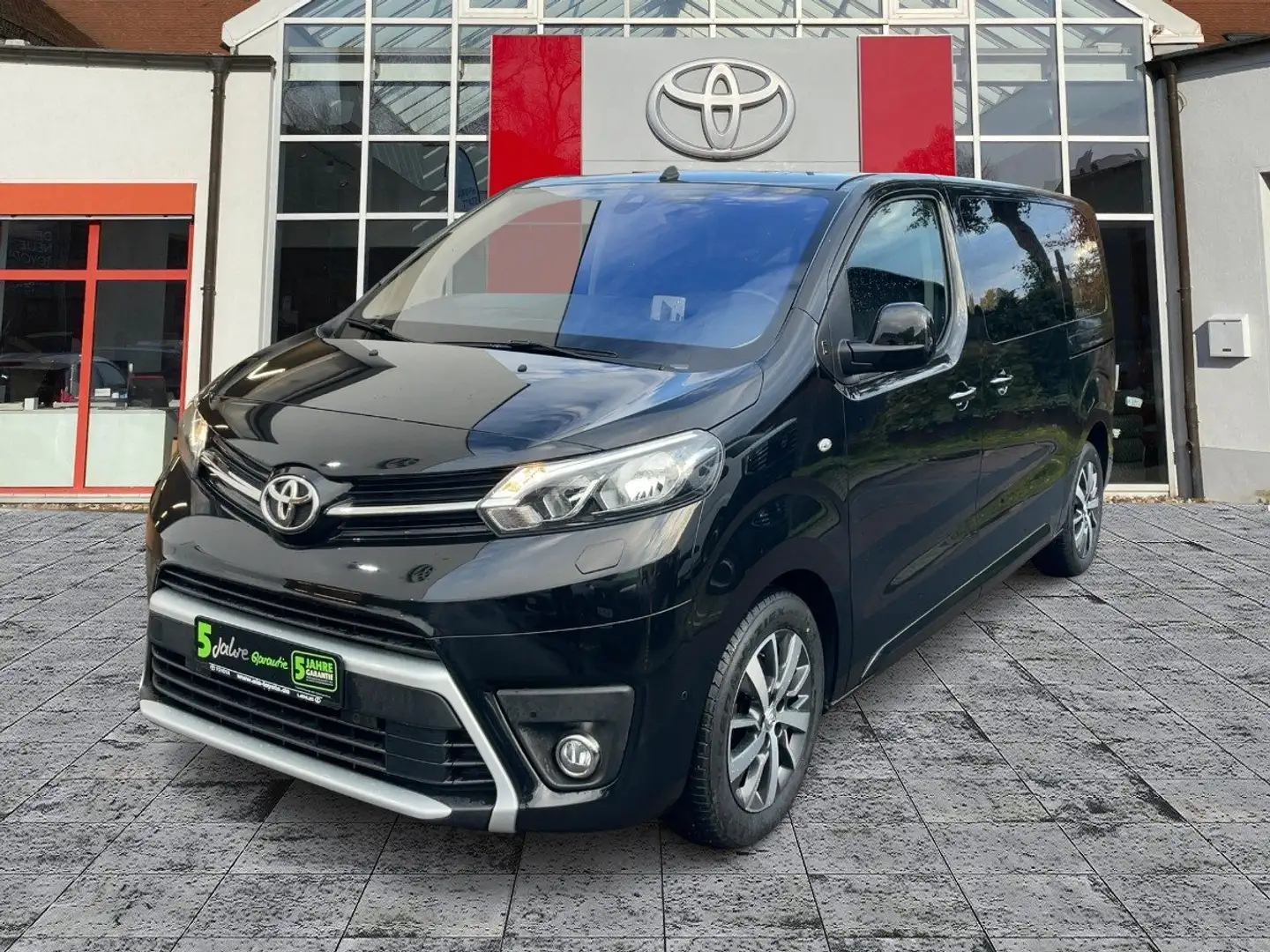 Toyota Proace Verso 2.0 D-4D L1 D Team Deutschland ACC Noir - 2
