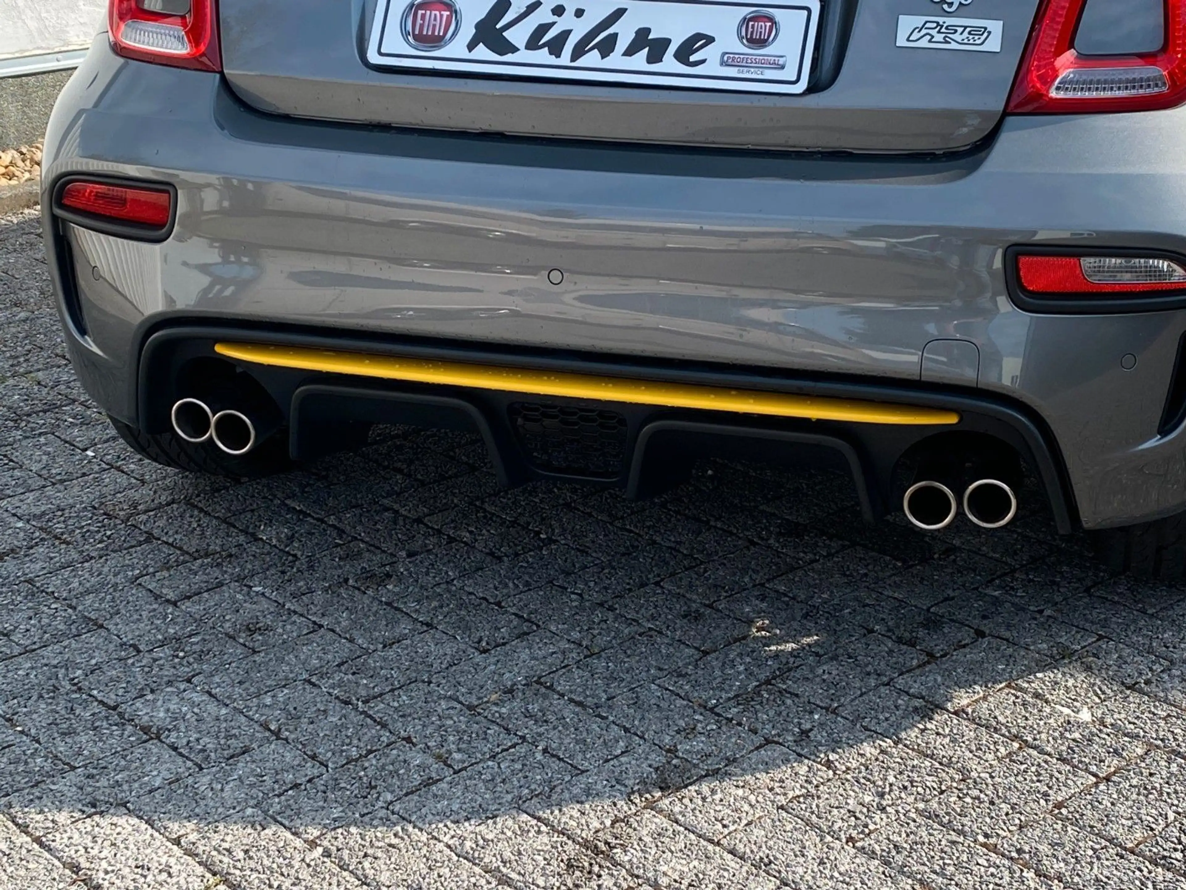 Abarth 595C 1.4 T-Jet 16V 595C Pista — photo 9