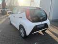 Toyota Aygo 1.0 x-business Klima, Allwetter, DAB, BT Weiß - thumbnail 5