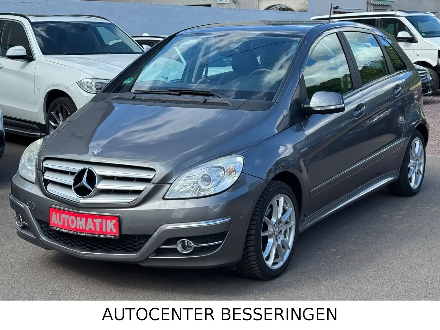Mercedes-Benz B 180 AUTOMATIK * KLIMA * TÜV NEU * Grau - 1