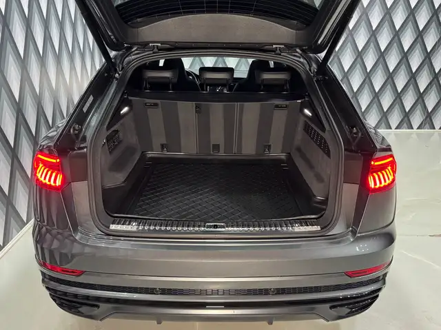 Audi Q8 50 TDI Quattro // S-LINE // MATRIX // AHK // Ansicht 24