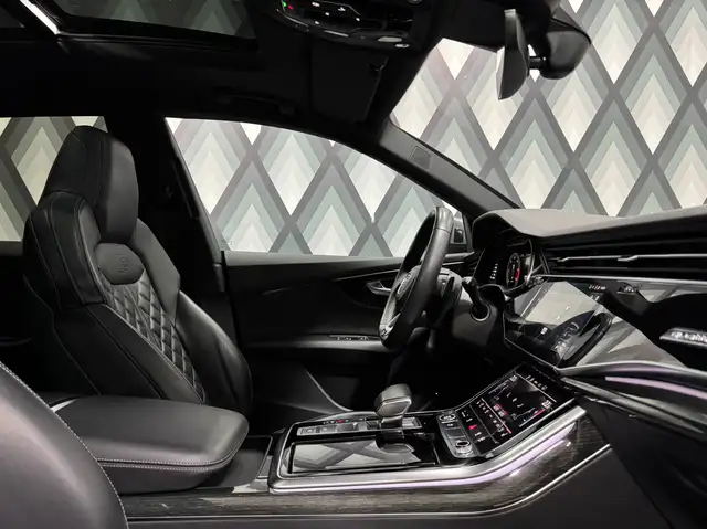 Audi Q8 50 TDI Quattro // S-LINE // MATRIX // AHK // Ansicht 19