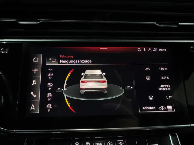 Audi Q8 50 TDI Quattro // S-LINE // MATRIX // AHK // Ansicht 32