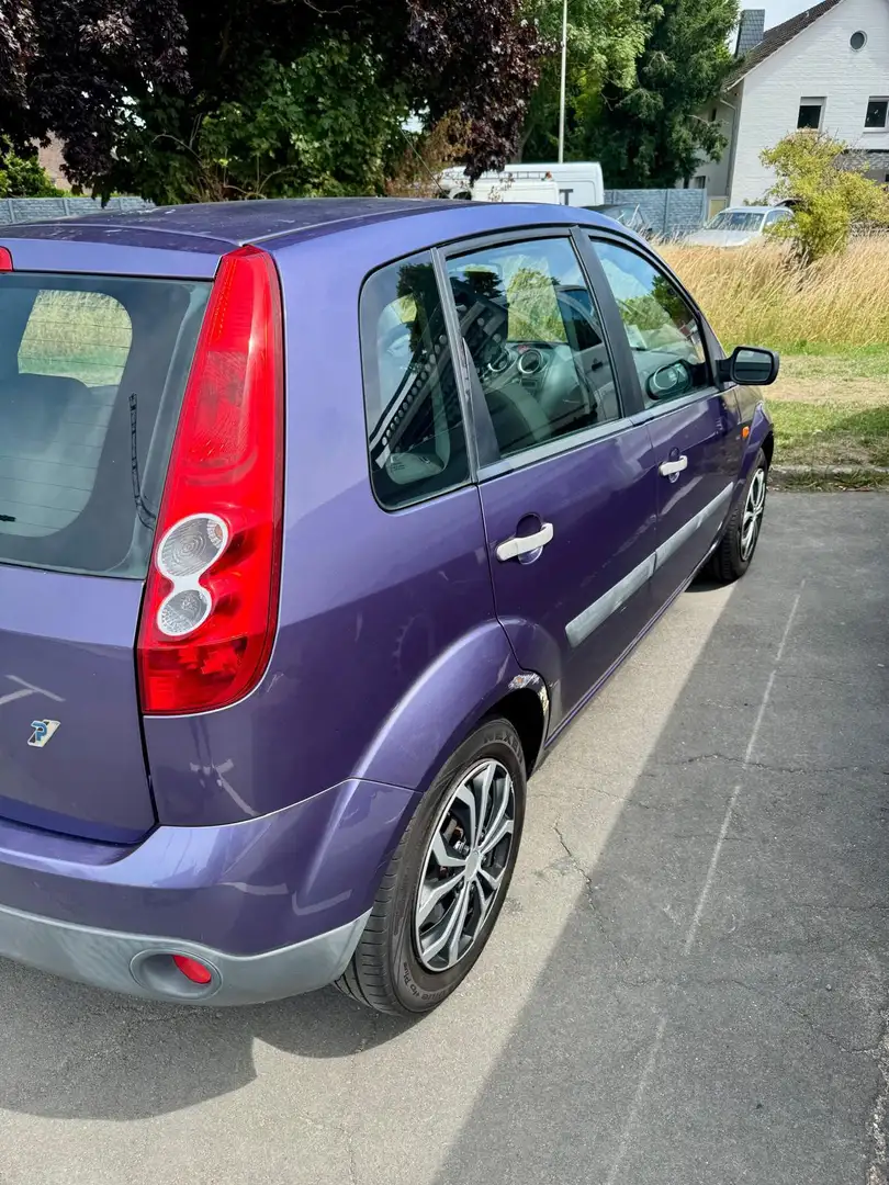 Ford Fiesta 1.3 Trend - 1