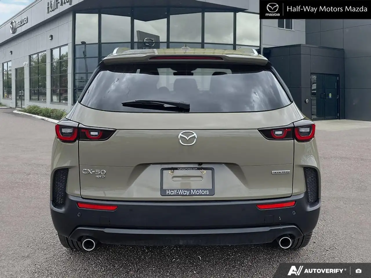 Mazda CX-50 photo Mazda CX-50