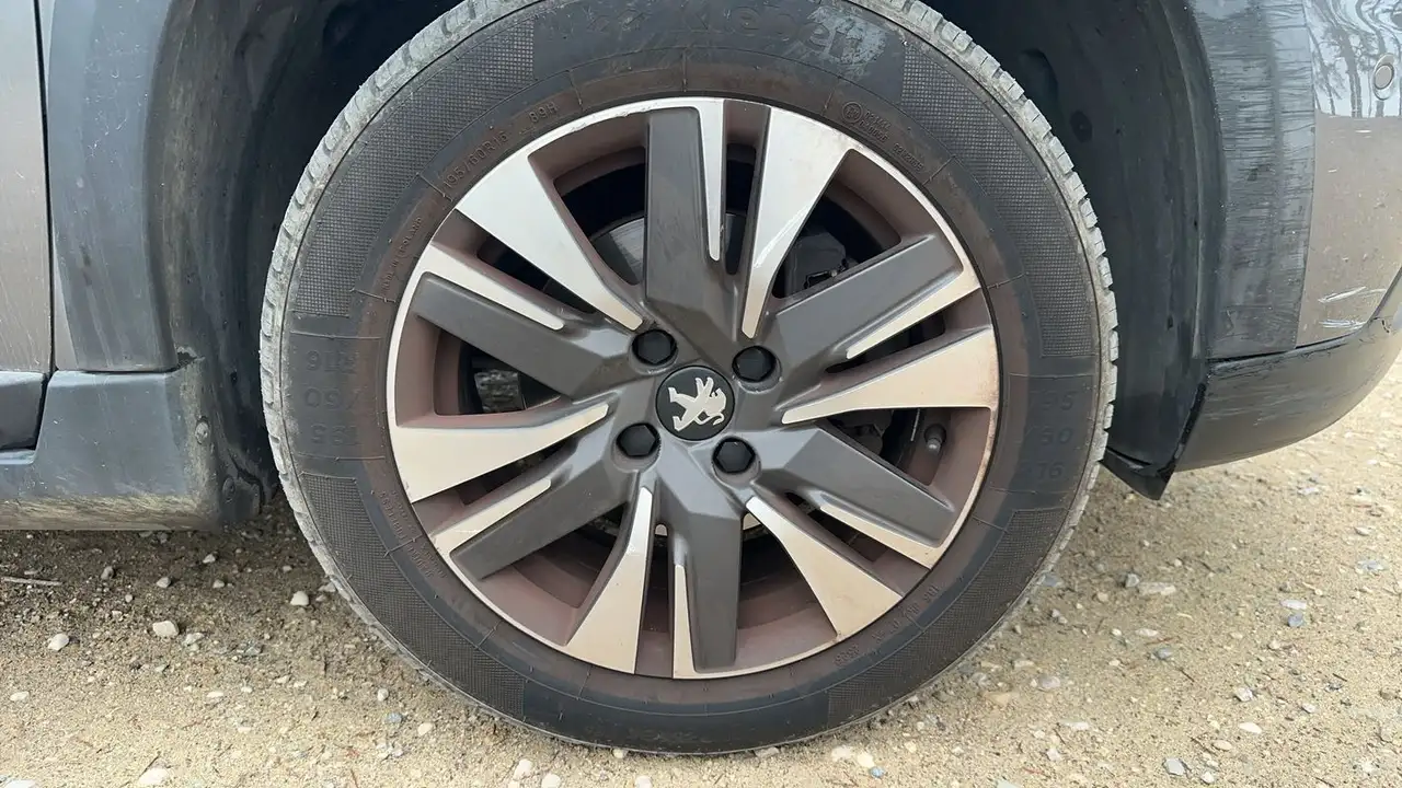 Peugeot 2008 2008 — photo 17
