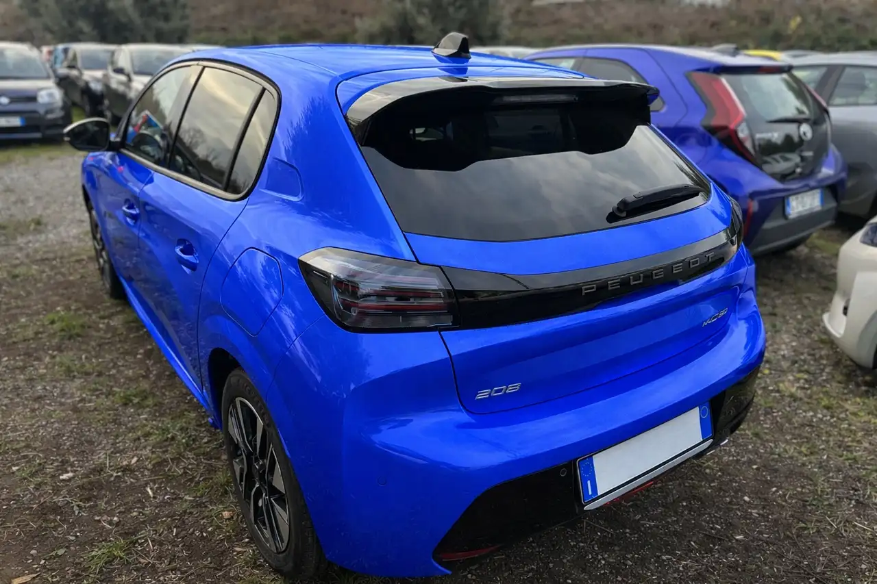 Peugeot 208 1.2 PureTech Allure 3
