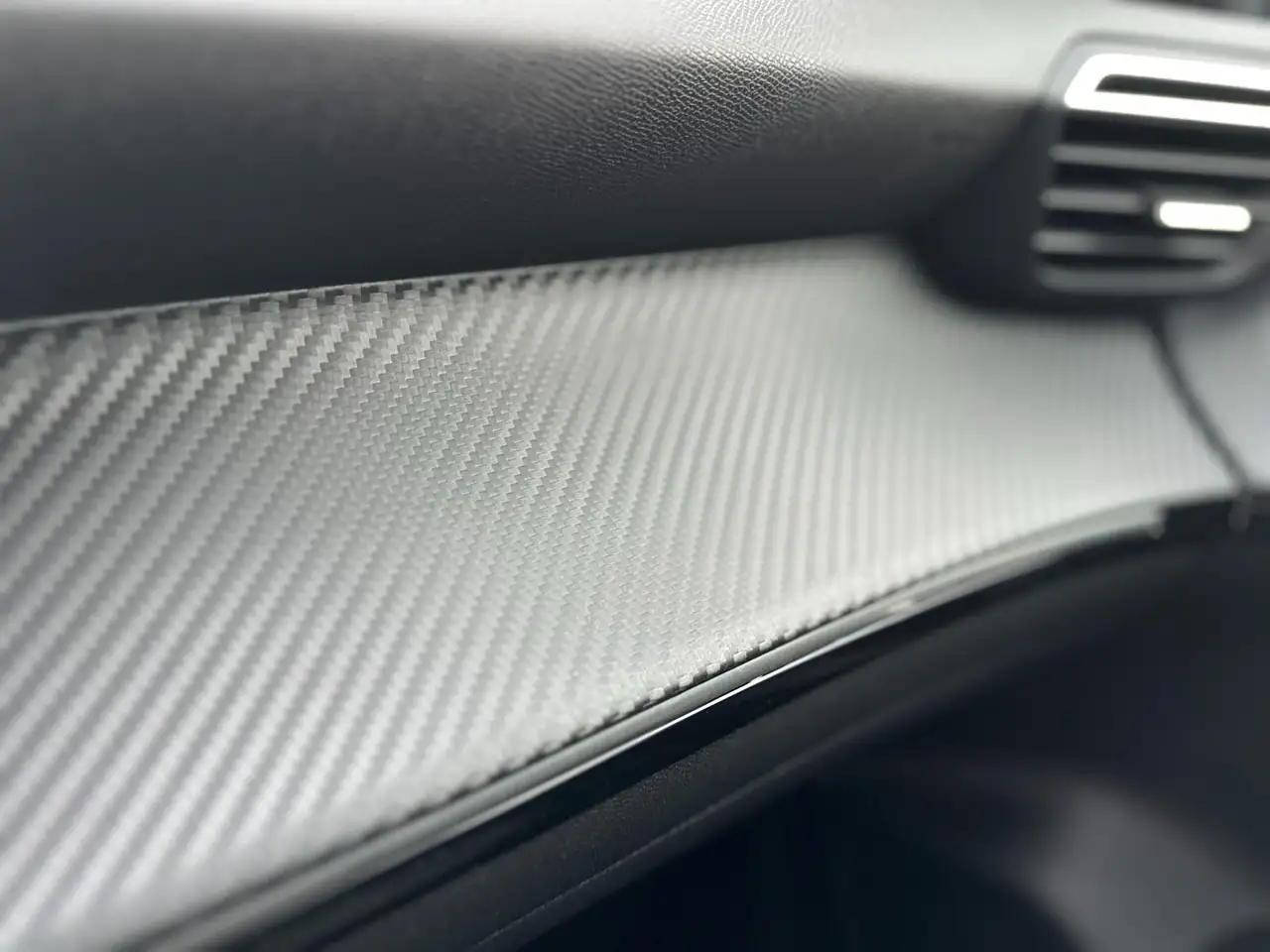 Peugeot 208 1.2 PureTech Allure 12