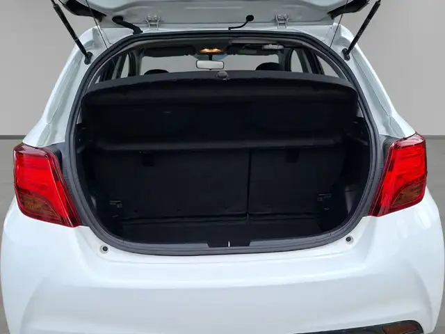 Toyota Yaris view 9