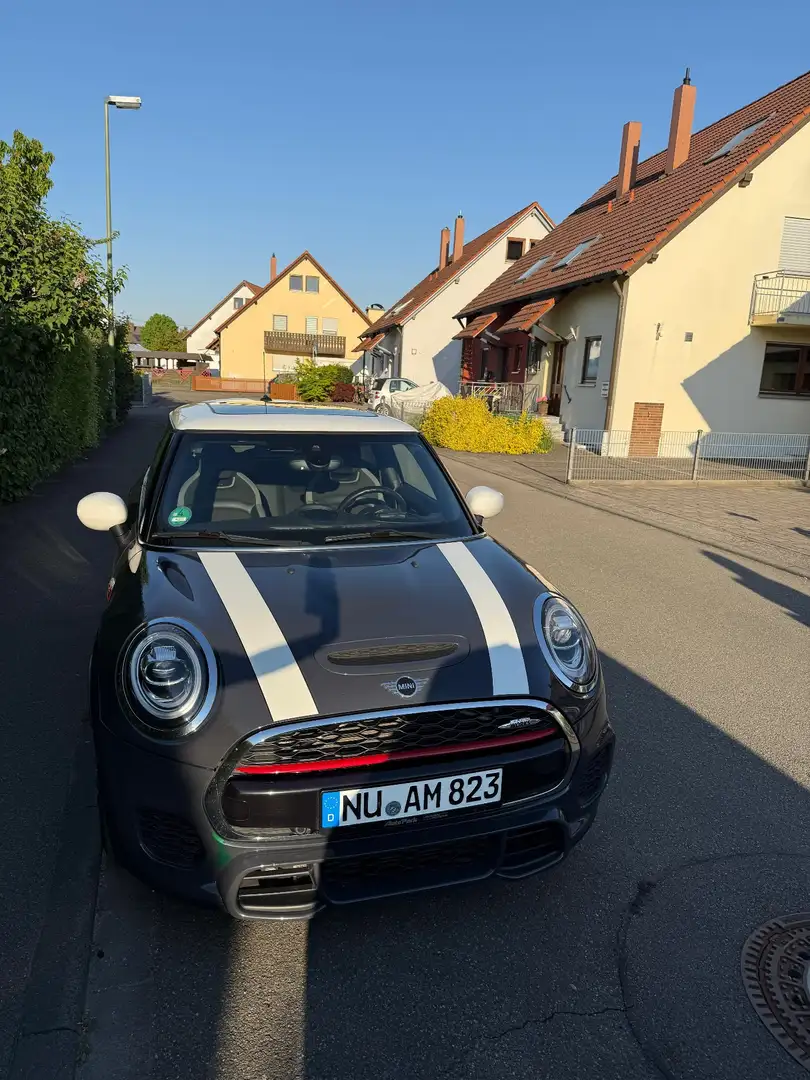 MINI John Cooper Works - 2