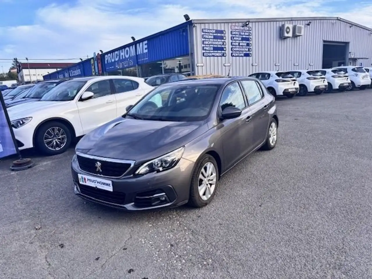Peugeot 308 1.2 PURETECH 110CH S\\u0026S ACTIVE BUSI