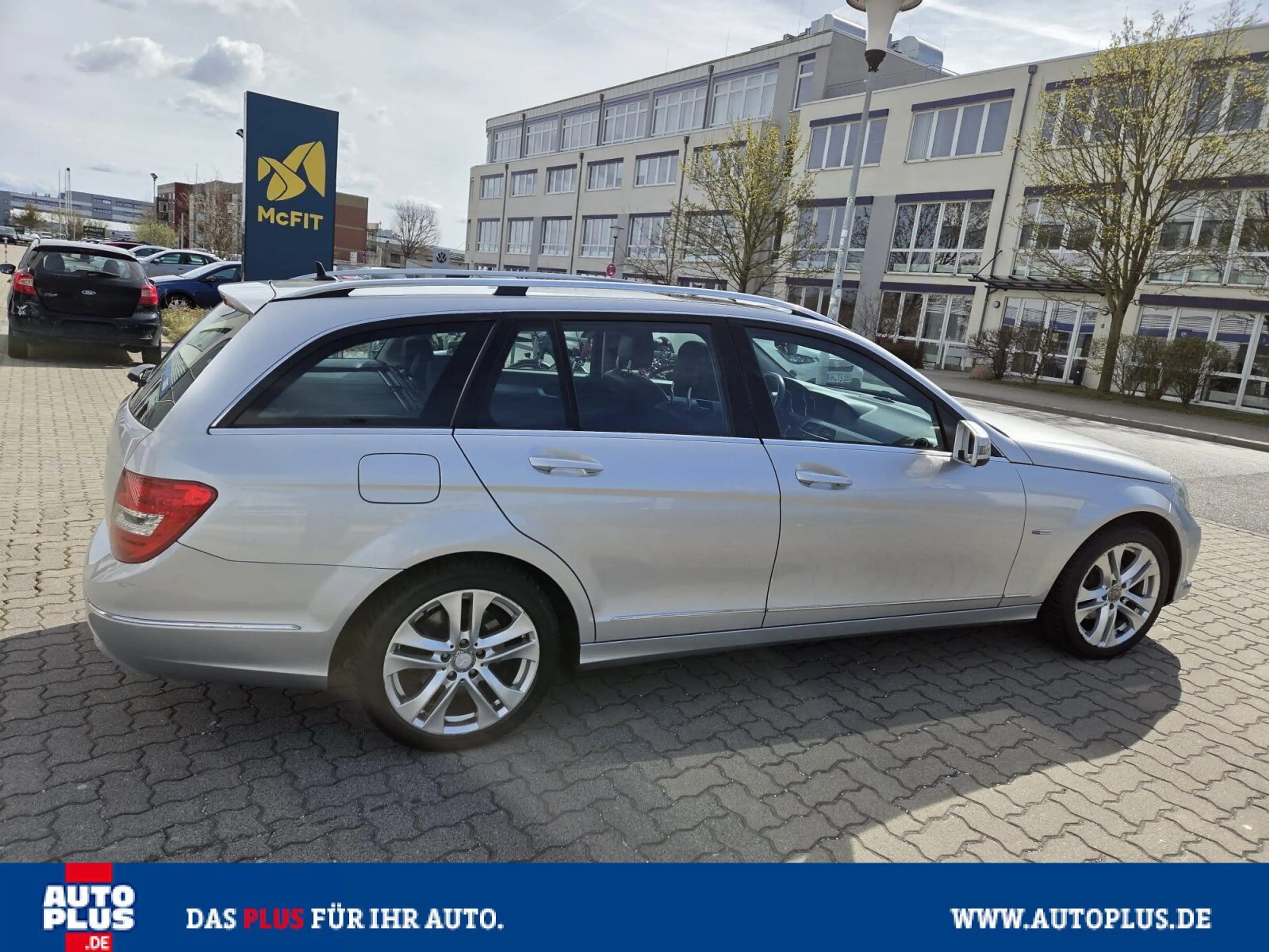 Mercedes-Benz C 250 T 7G-TRONIC Avantgarde PDC+NAVI+SITZHZGFIS — photo 10