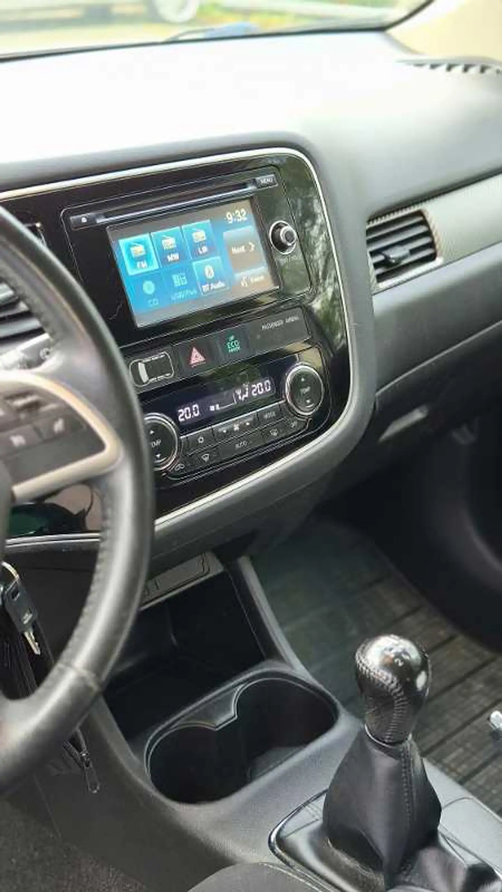 Mitsubishi Outlander 2.0 Klassik Kollektion 2WD SR*WR*AHK — photo 8