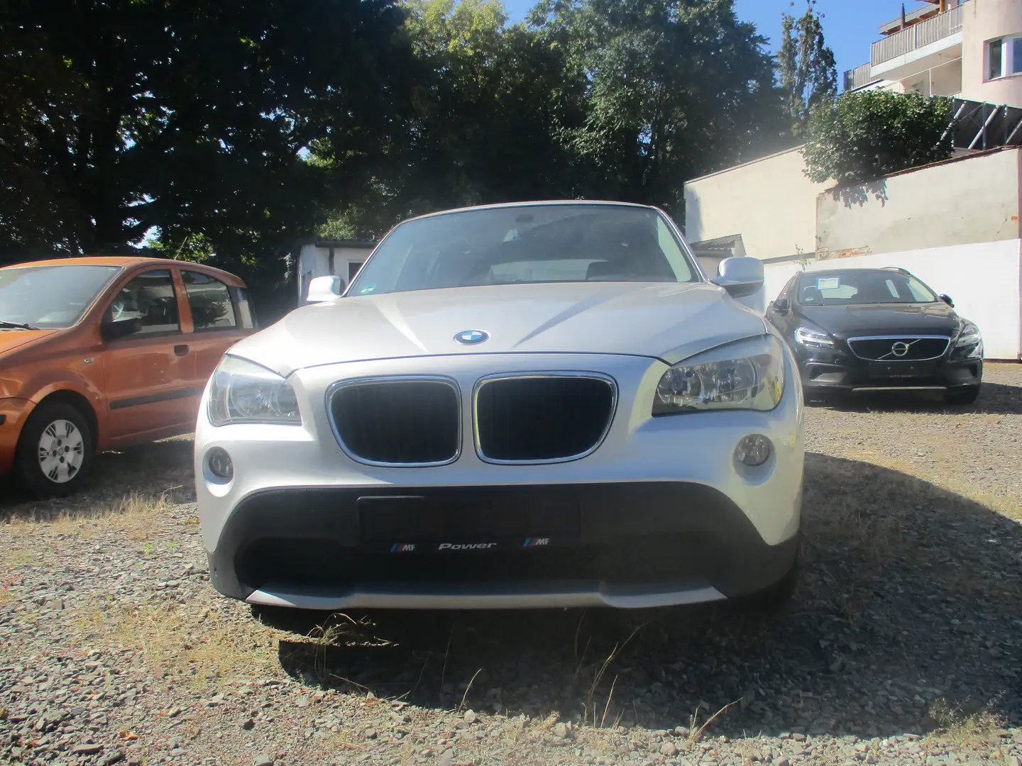 BMW X1 X1 xDrive18d Aut.8xfach Bereift Grau - 2